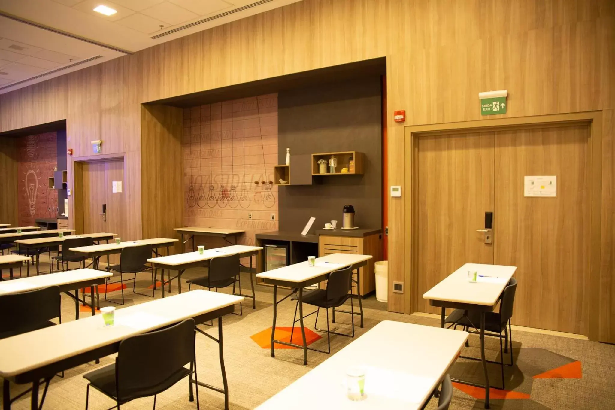 Restaurant/Places to Eat in Novotel Sorocaba