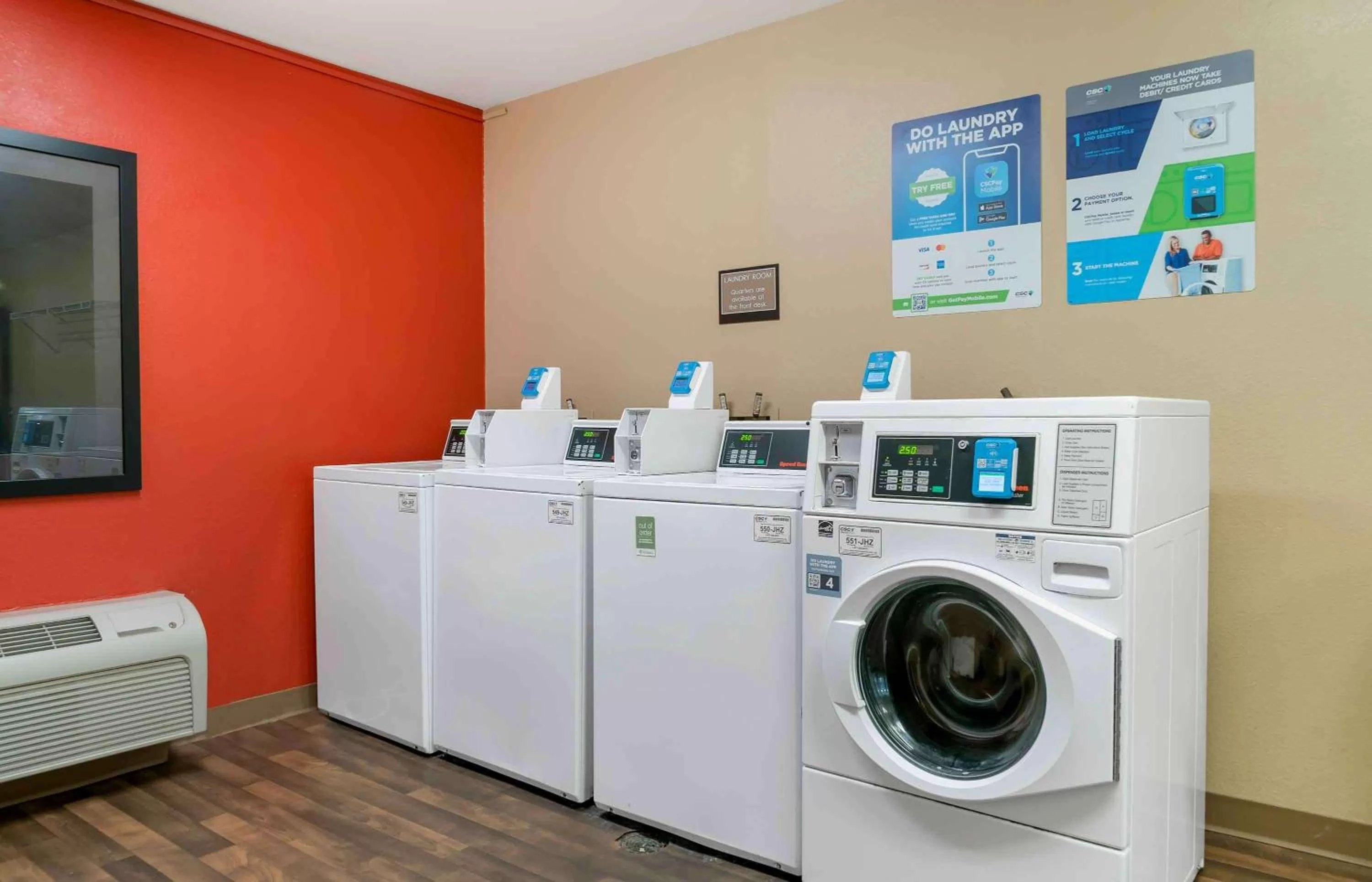 Property building in Extended Stay America Suites - Detroit - Canton