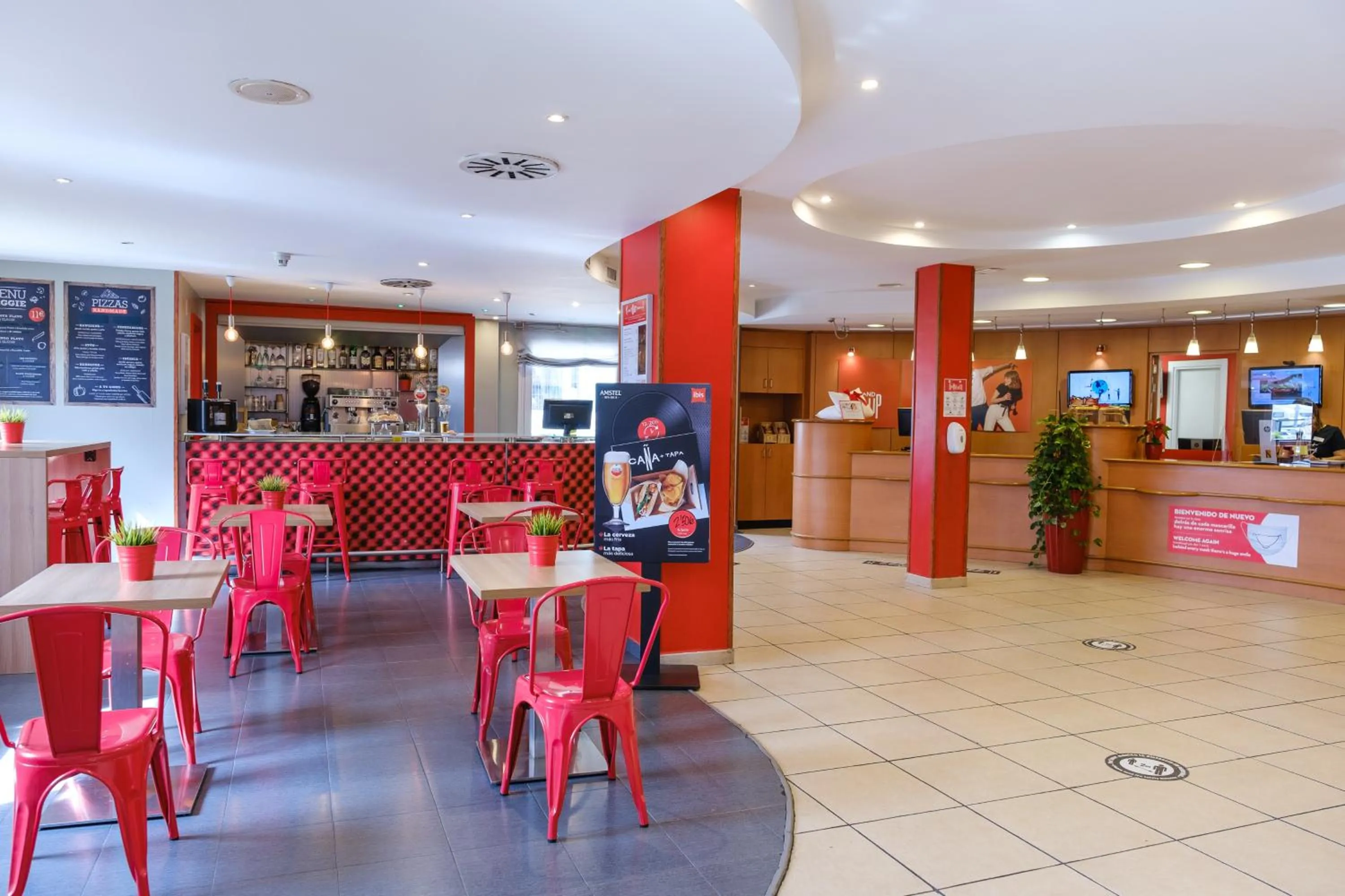 Restaurant/places to eat in Ibis Madrid Alcorcon Tresaguas