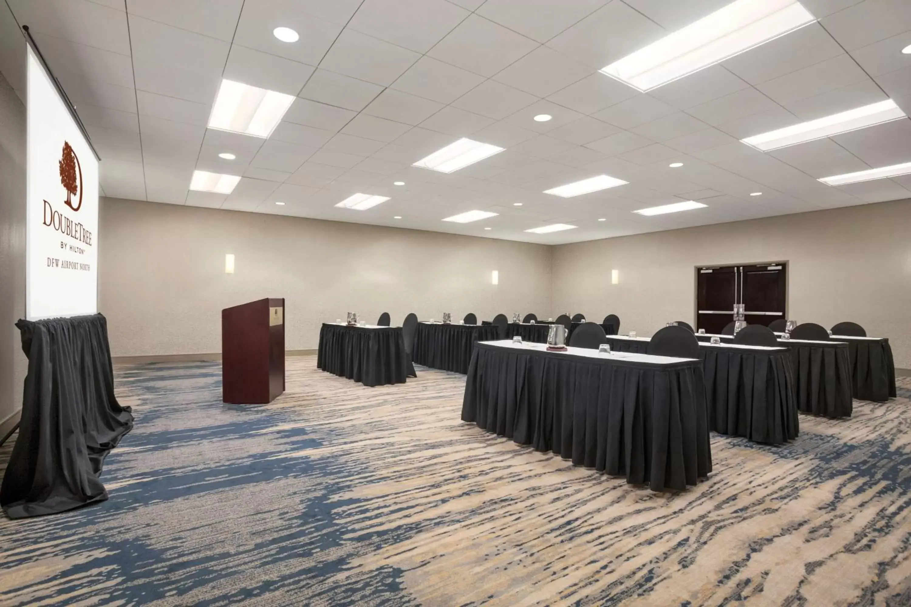 Meeting/conference room in DoubleTree by Hilton DFW Airport North