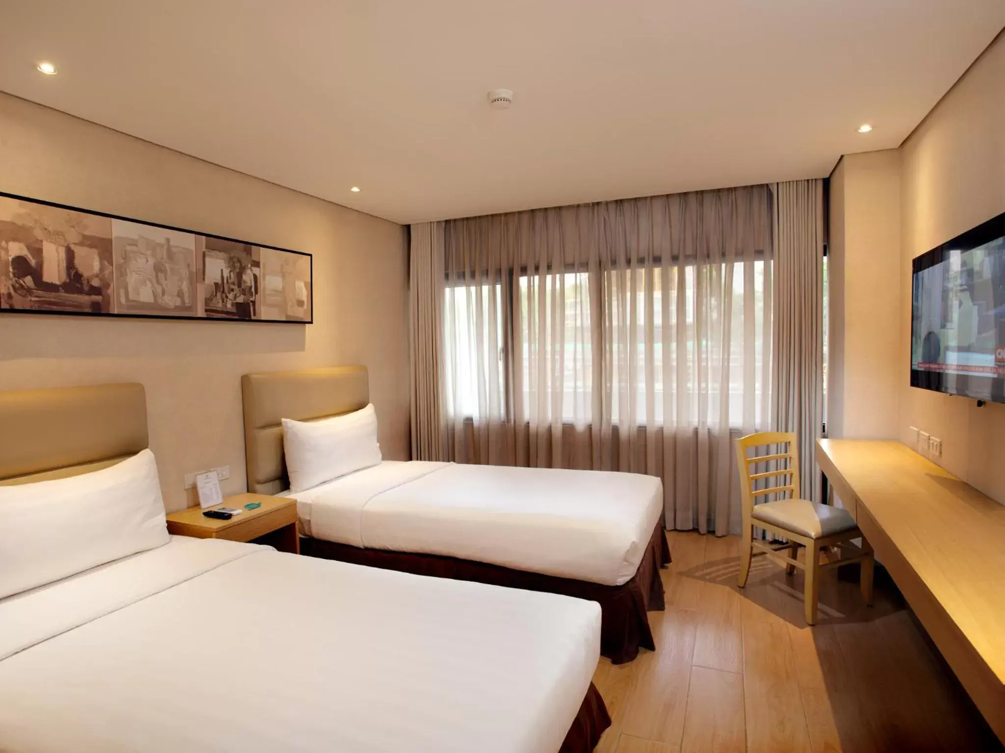 Photo of the whole room, Bed in Jinjiang Inn - Ortigas