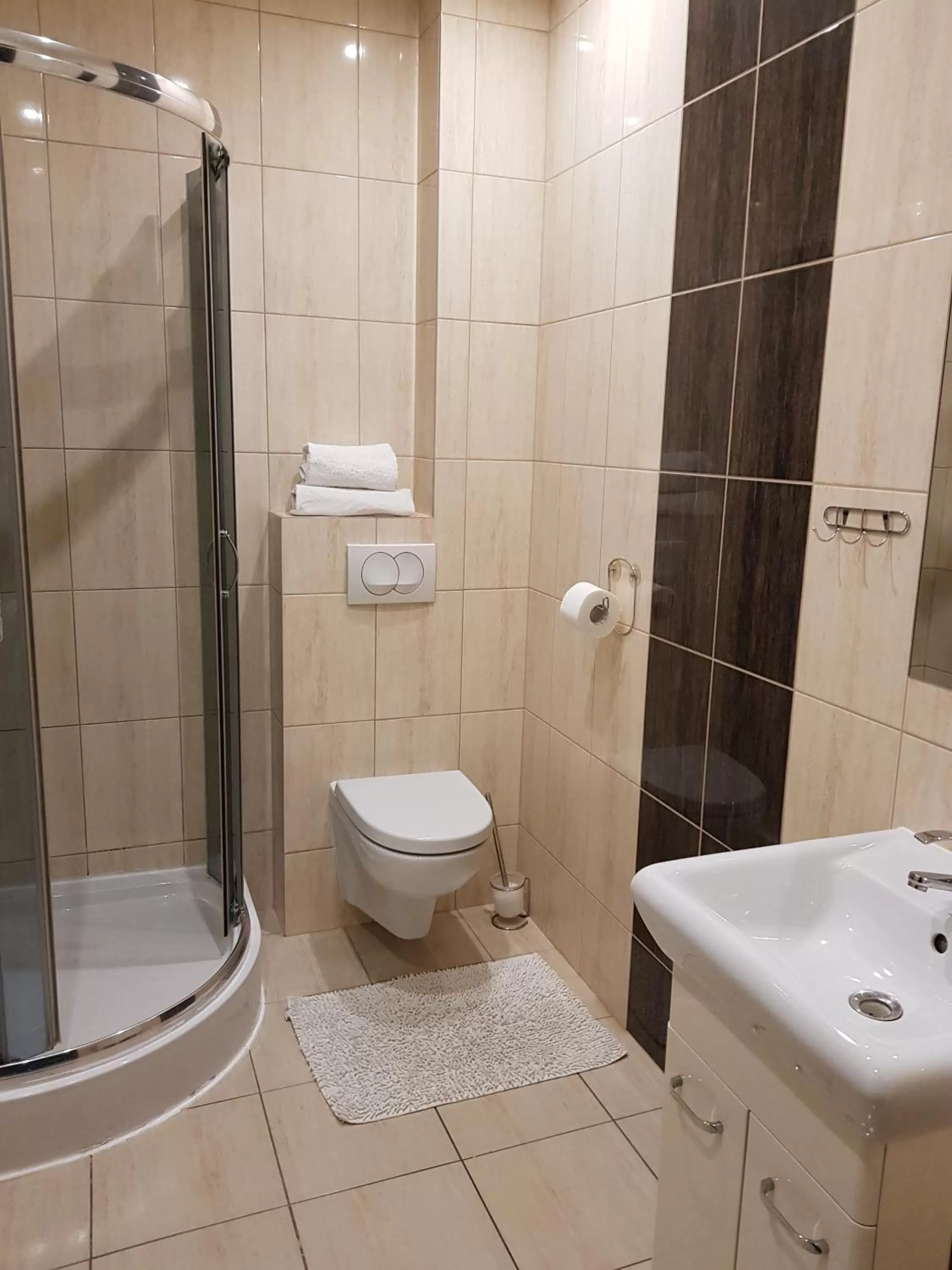 Shower in Pokoje Bakos Radocza