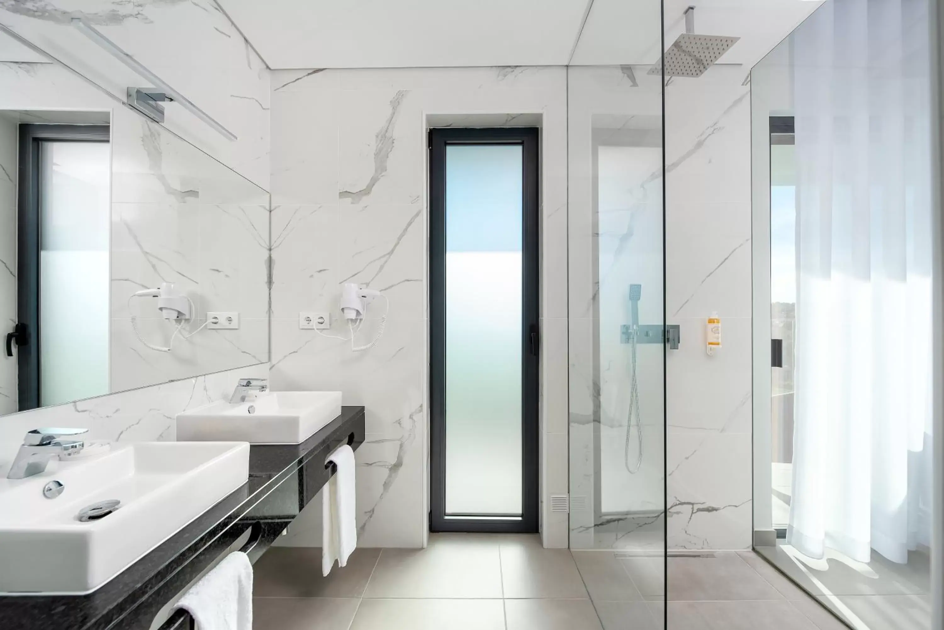 Suite with Balcony in Vila Luna B&B Suite with Balcony in Vila Luna B&B