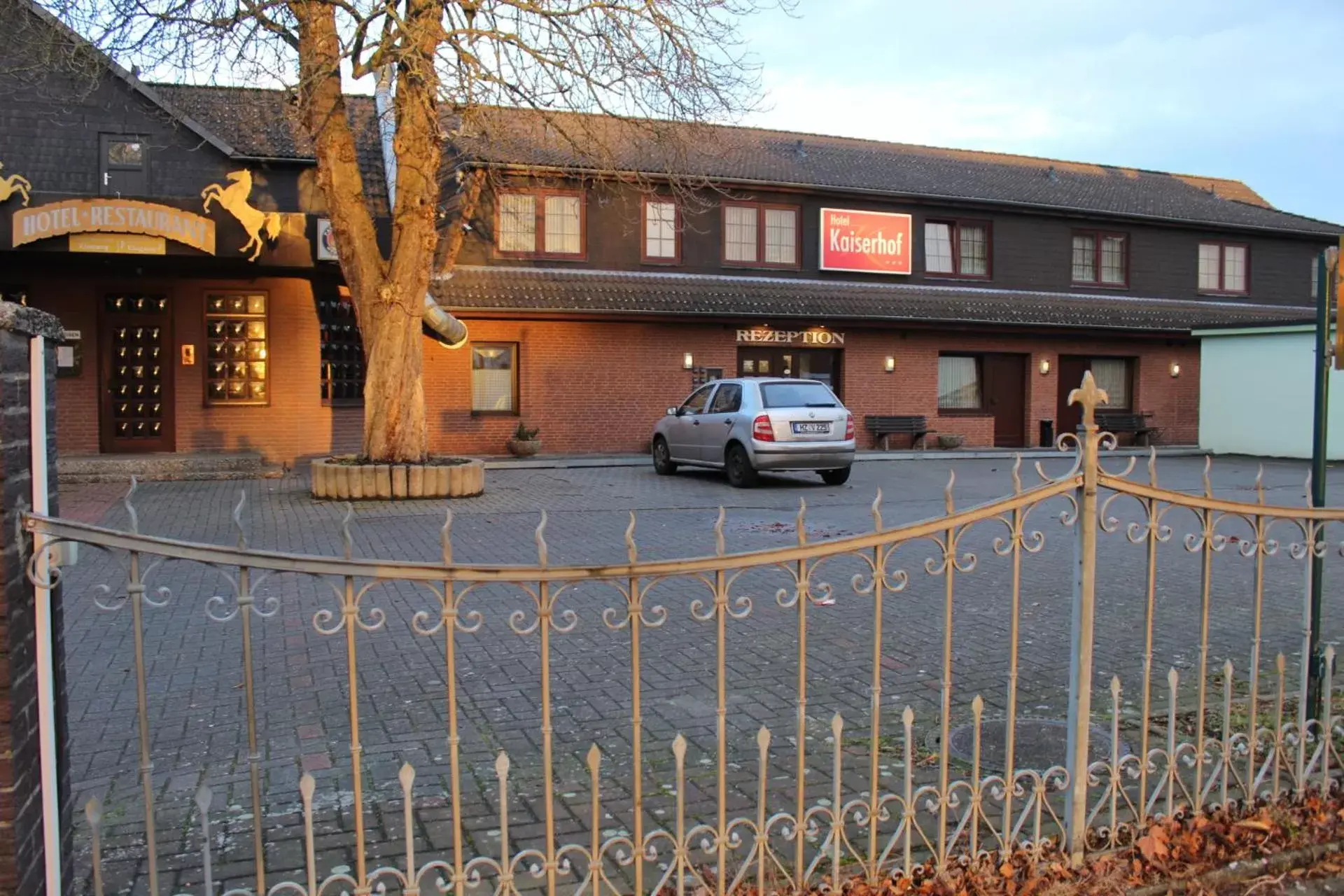 Property building in Hotel Kaiserhof Property building in Hotel Kaiserhof