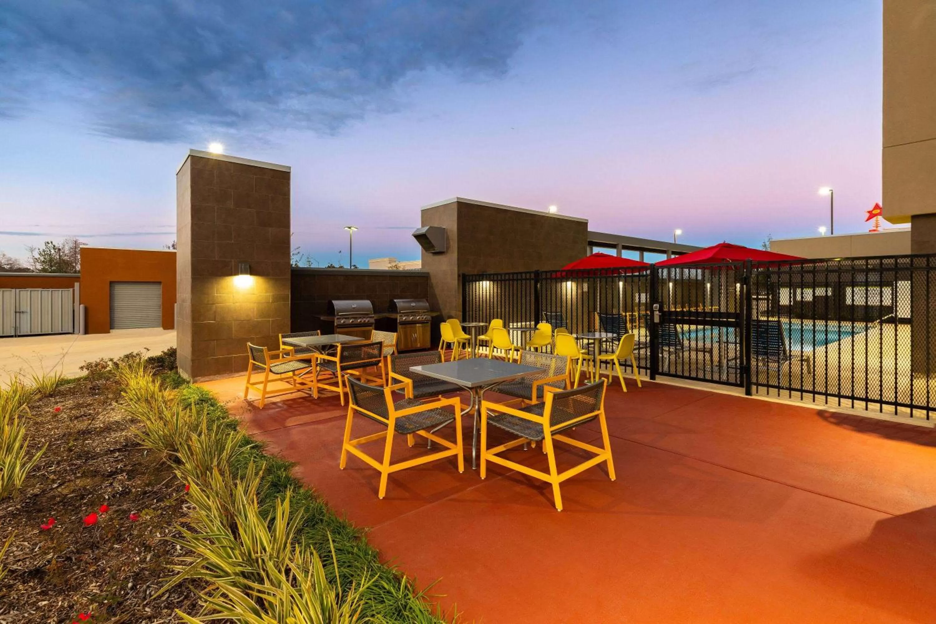 BBQ facilities in Hawthorn Extended Stay by Wyndham Kingwood Houston