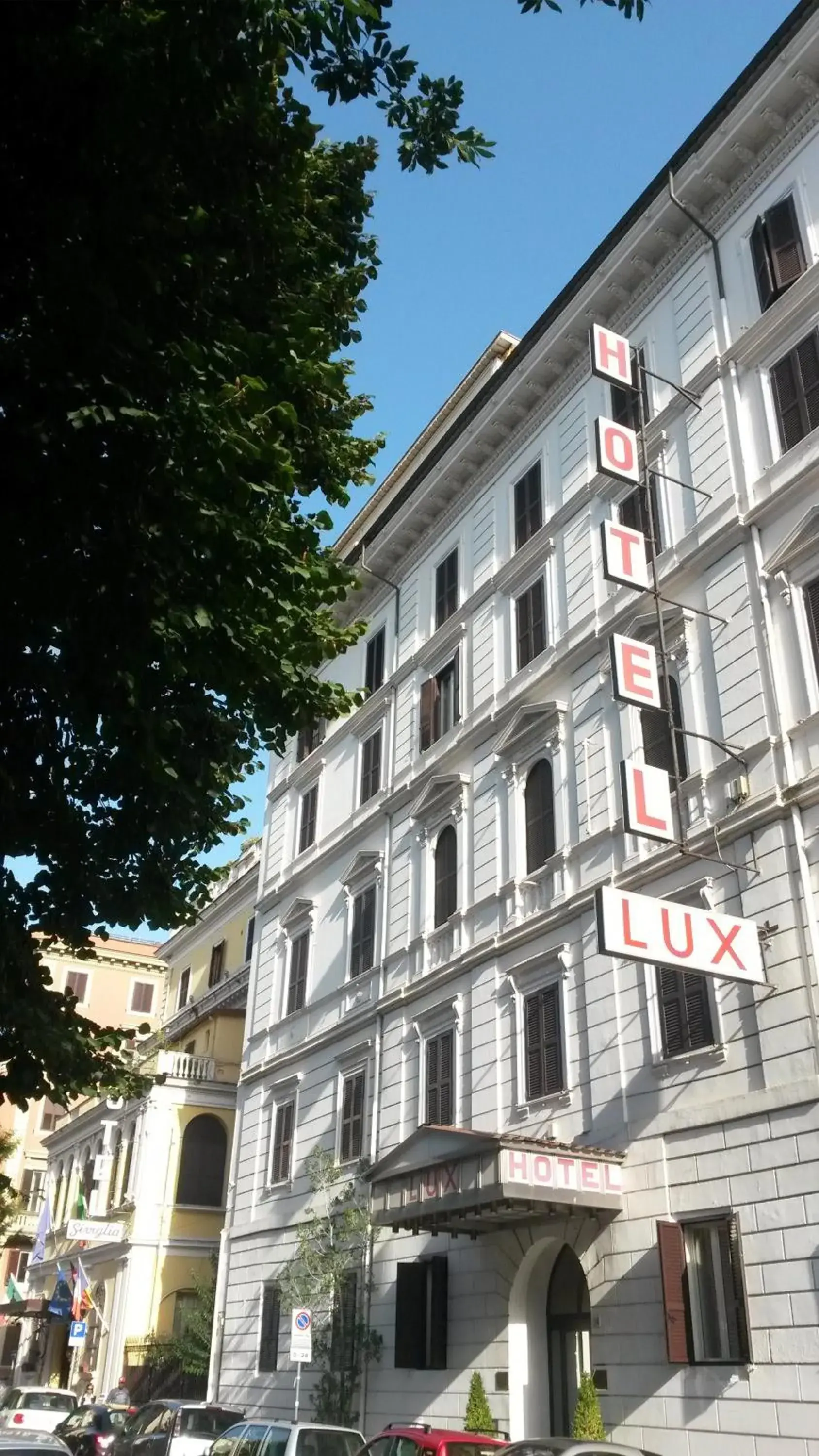 Facade/entrance, Property Building in Raeli Hotel Lux