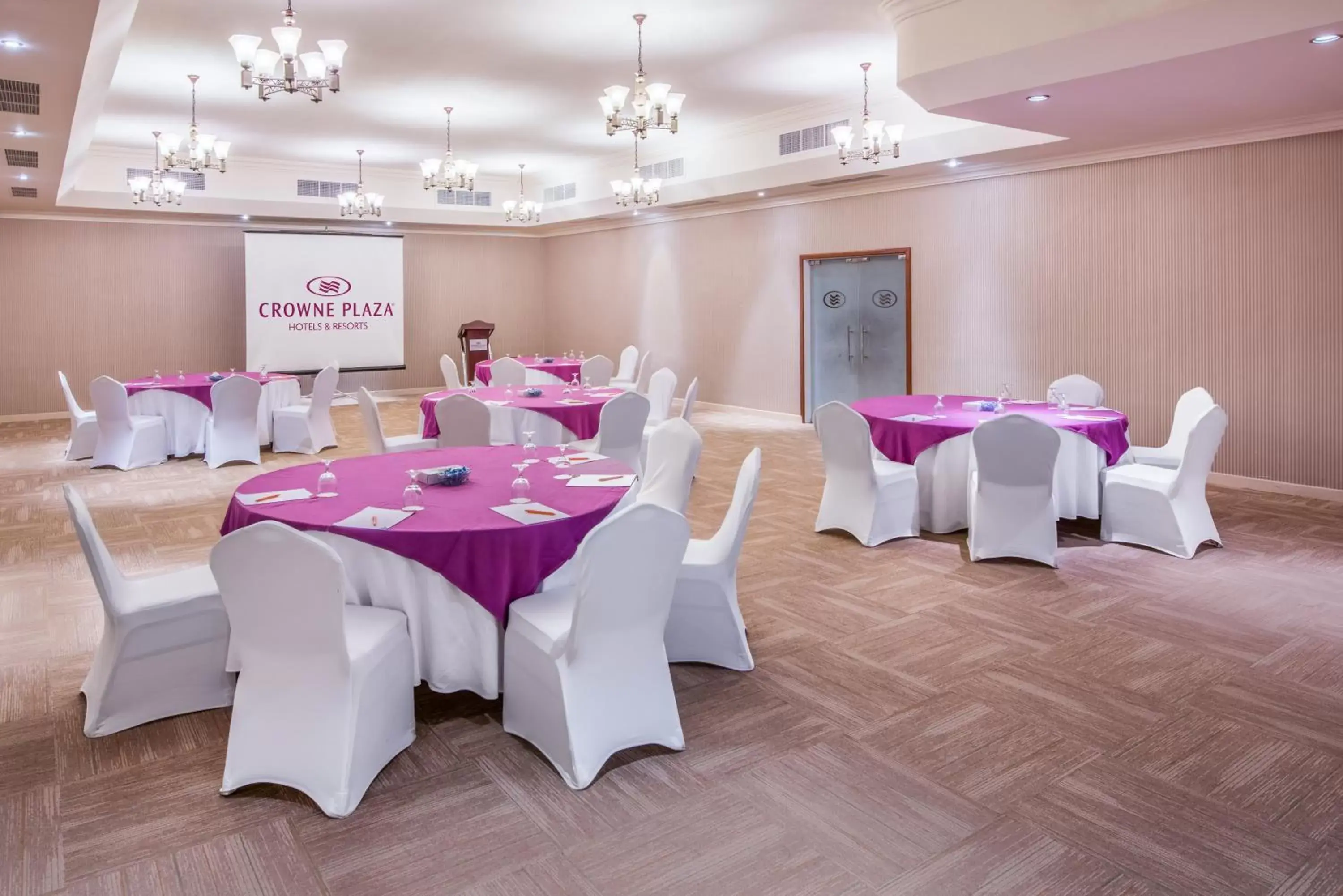 Banquet/Function facilities, Banquet Facilities in Crowne Plaza Resort Salalah, an IHG Hotel