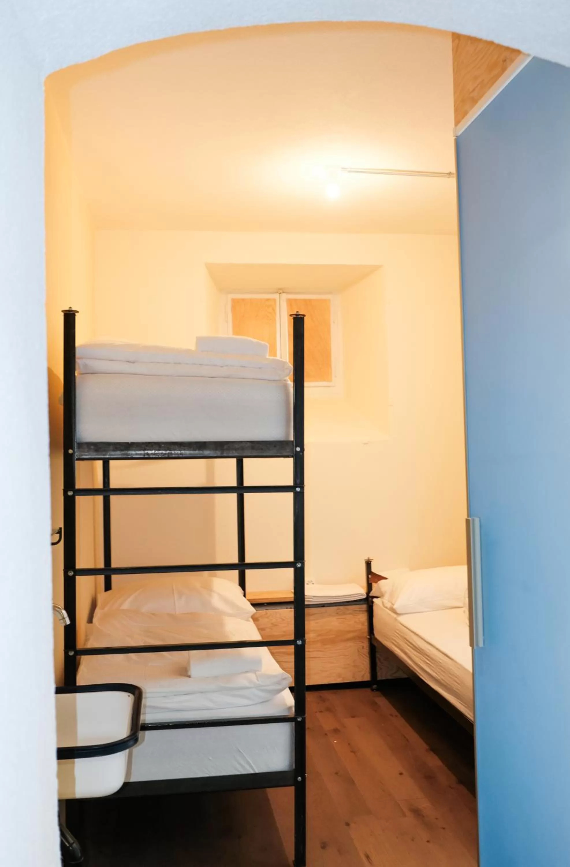 bunk bed, Bed in Barabas Luzern