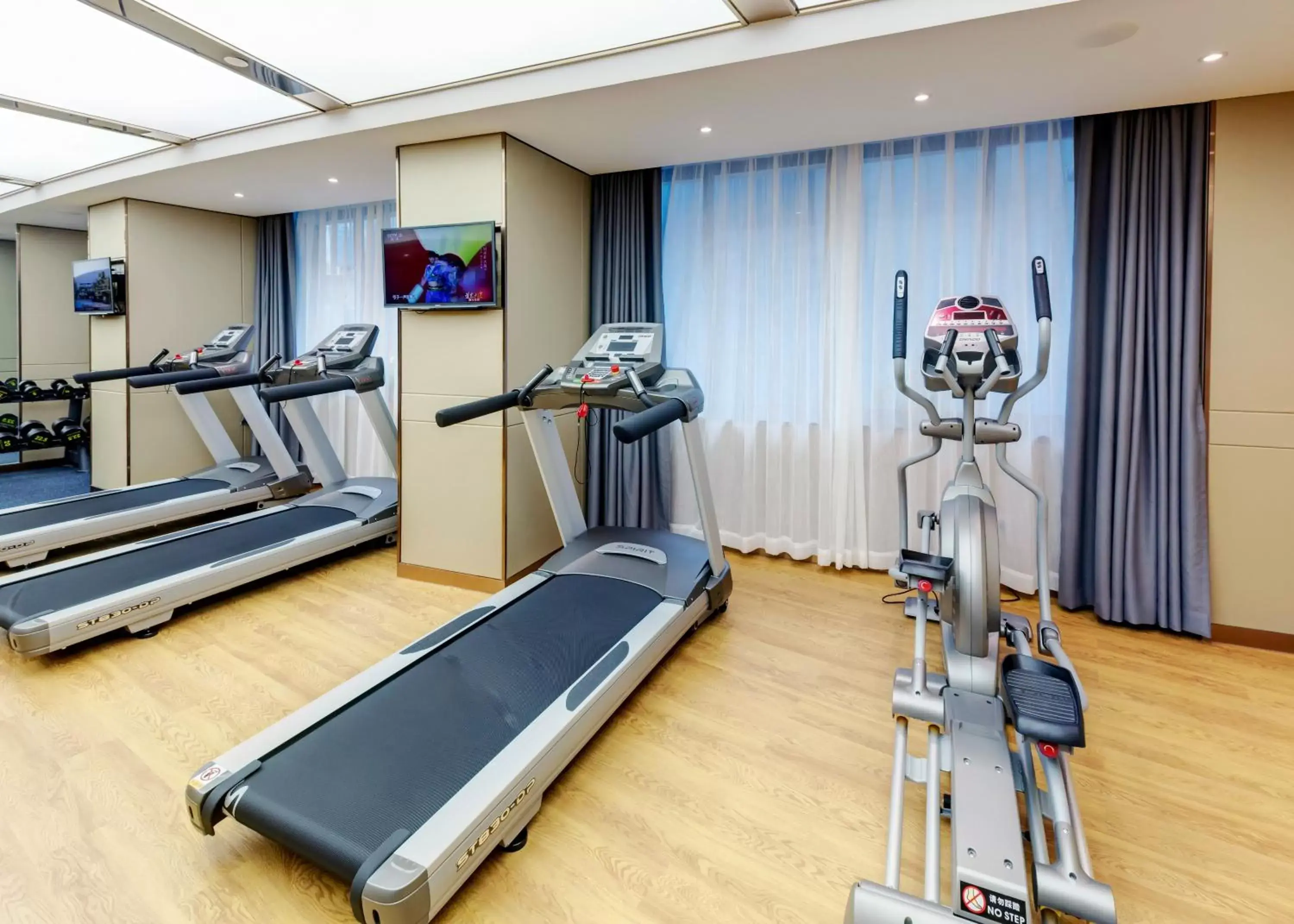 Fitness centre/facilities, Fitness Center/Facilities in Ocean Hotel