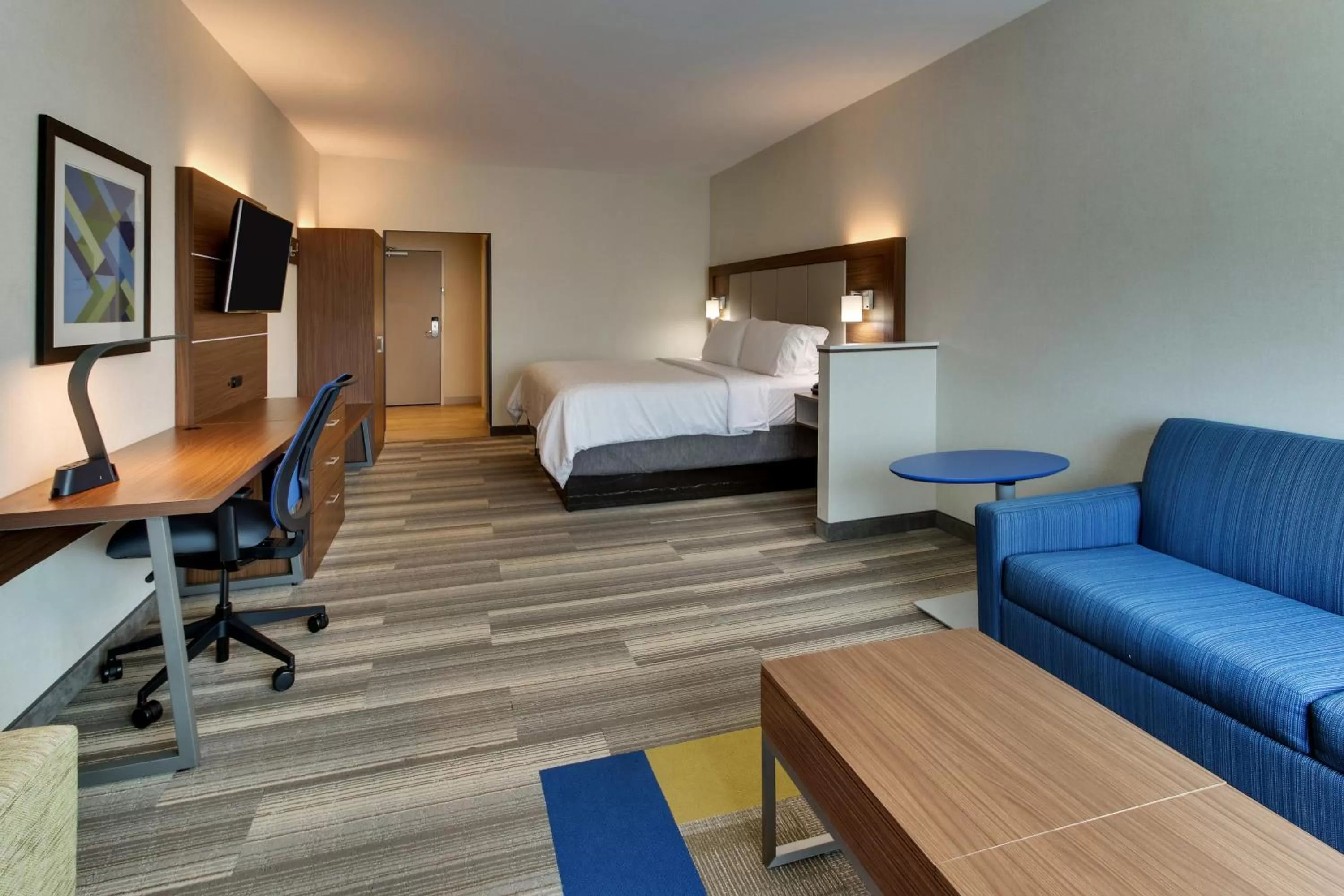 Bedroom, Bed in Holiday Inn Express & Suites Ithaca by IHG