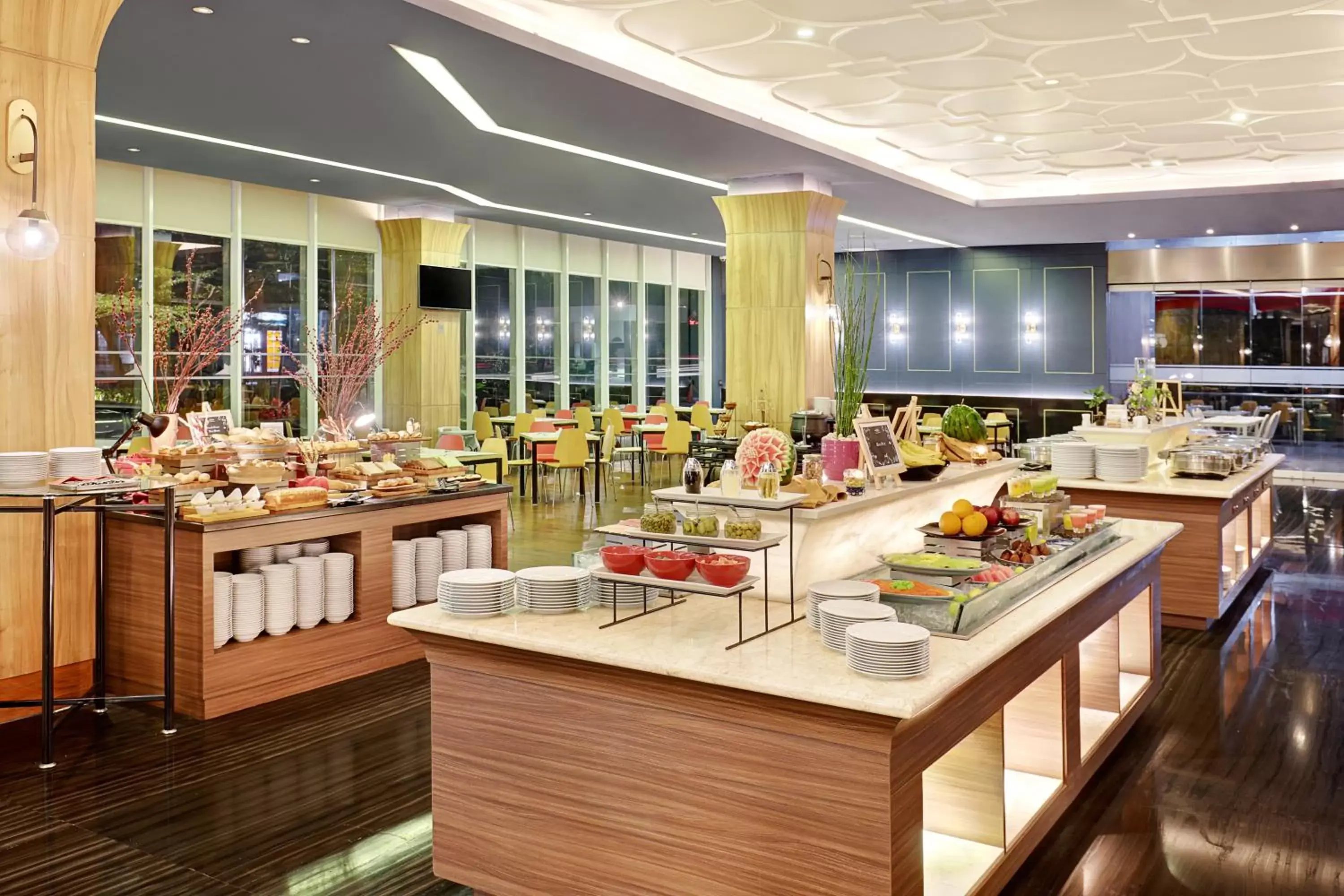 Breakfast, Restaurant/Places to Eat in Mercure Bandung Nexa Supratman