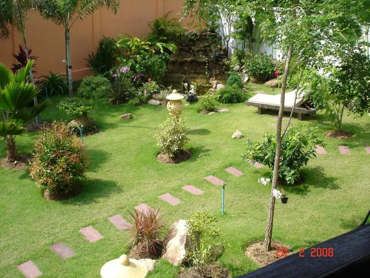 Garden in Paradise Island Estate