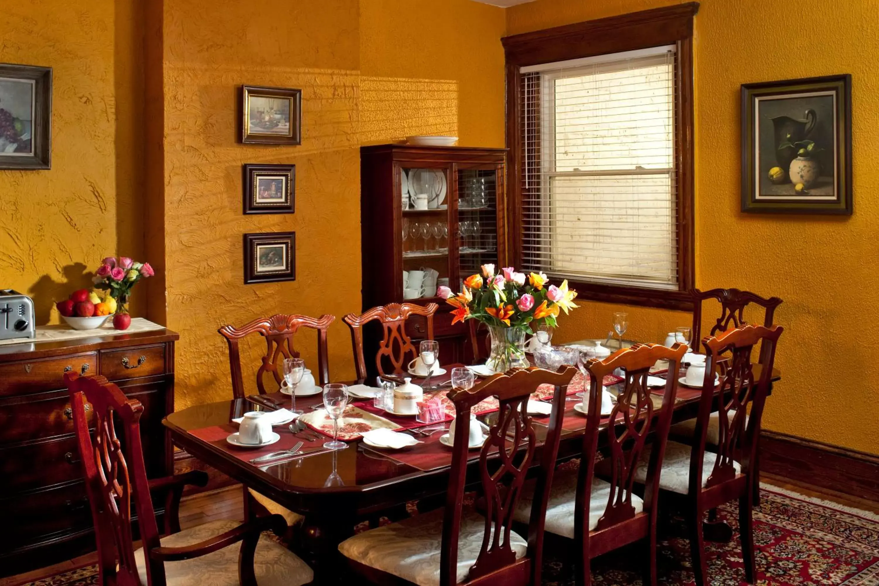 Restaurant/places to eat in American Guest House, a Washington DC Bed and Breakfast Restaurant/places to eat in American Guest House, a Washington DC Bed and Breakfast