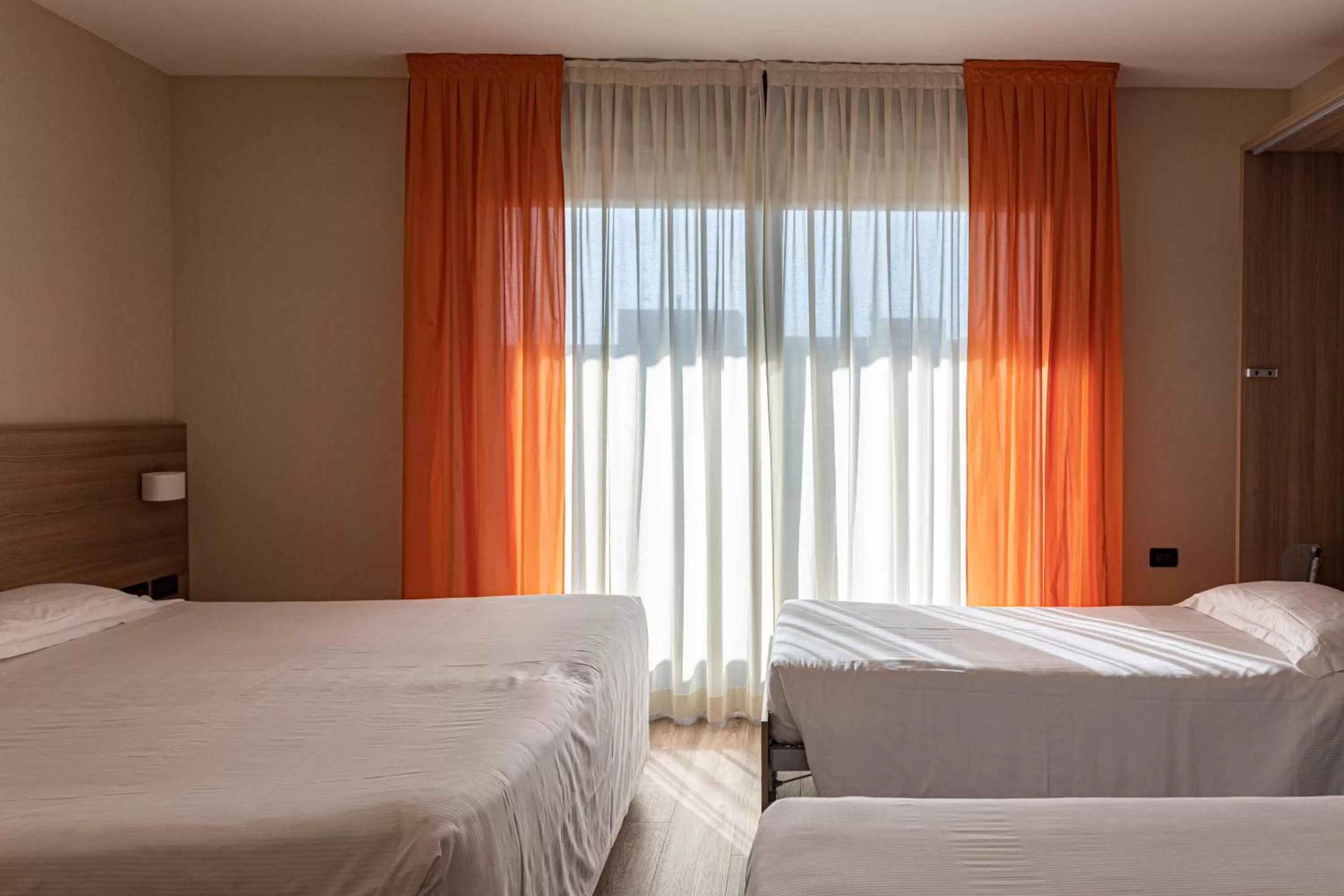 Bedroom, Bed in Hotel Donatello Imola