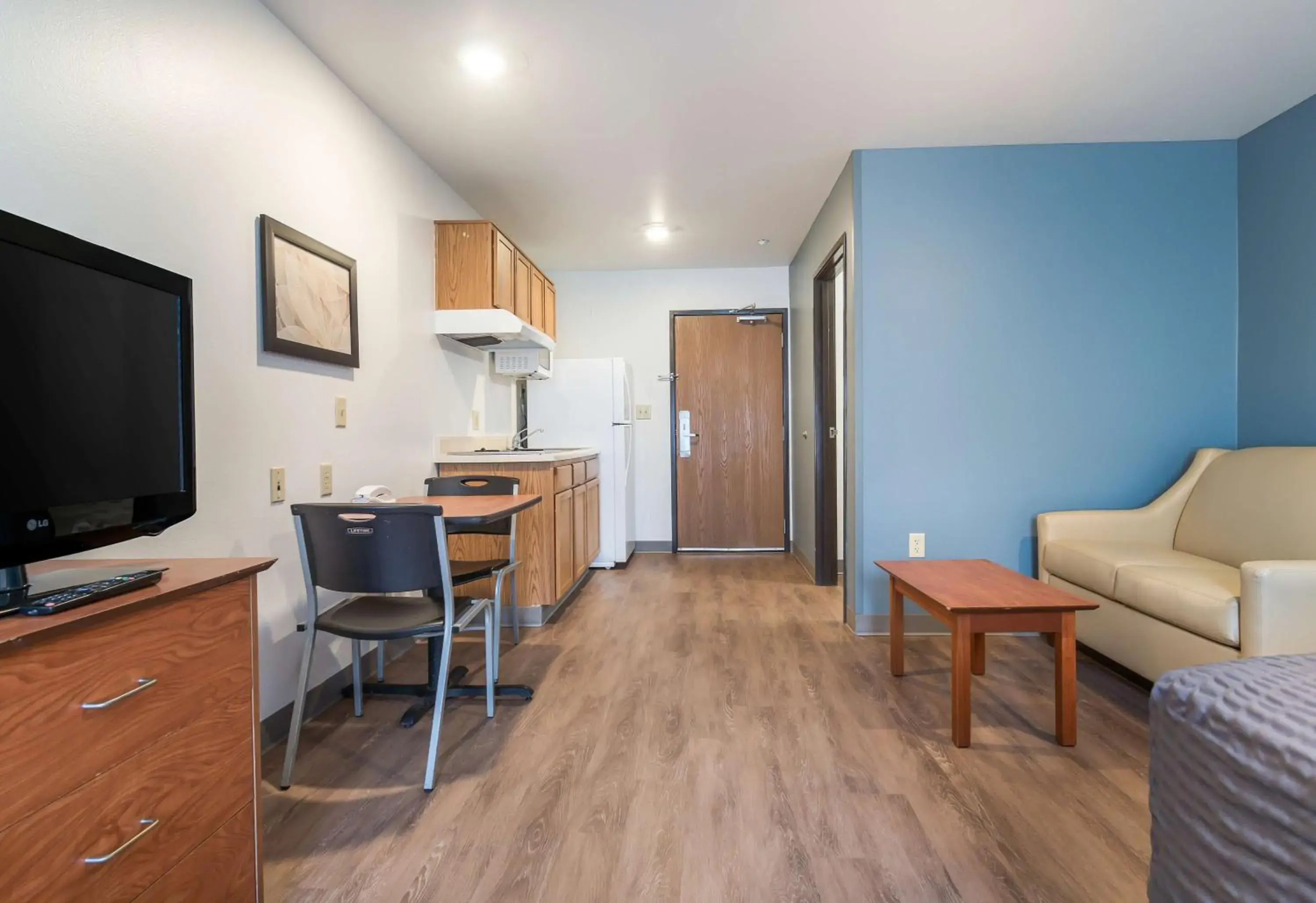 Bedroom, Seating Area in Extended Stay America Select Suites - Fort Myers