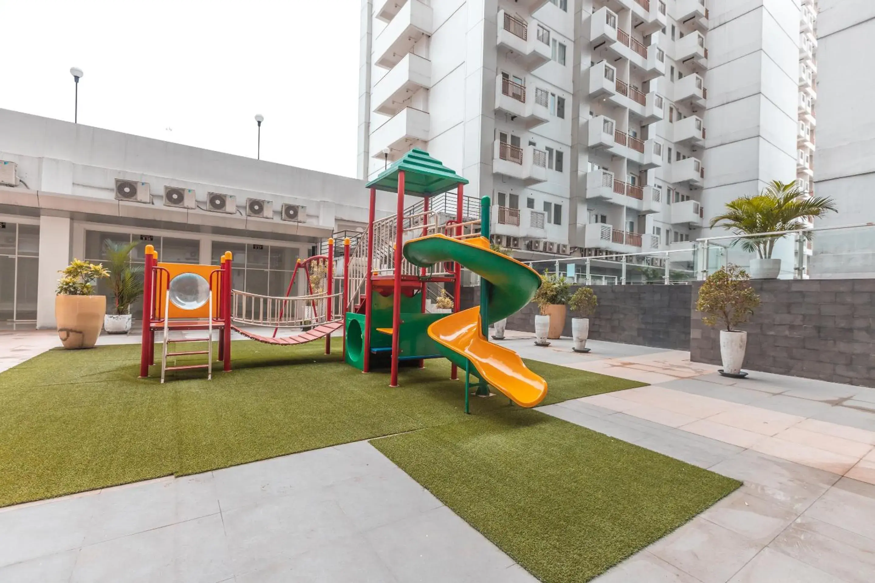 Entertainment, Children's Play Area in OYO 1948 Apartement Sentul Tower