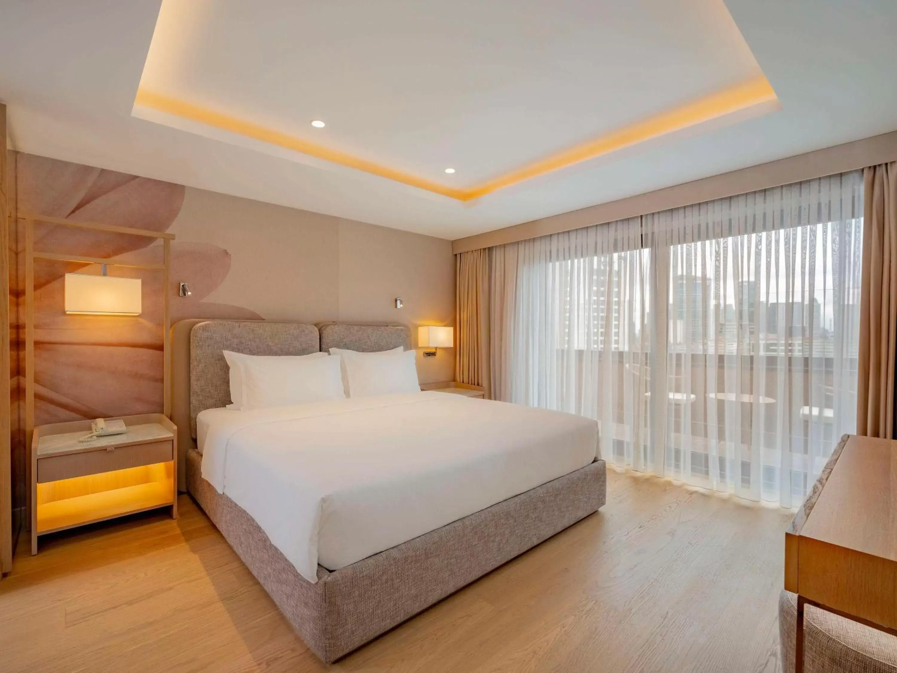 Bedroom, Bed in Mövenpick Hotel Istanbul Bosphorus