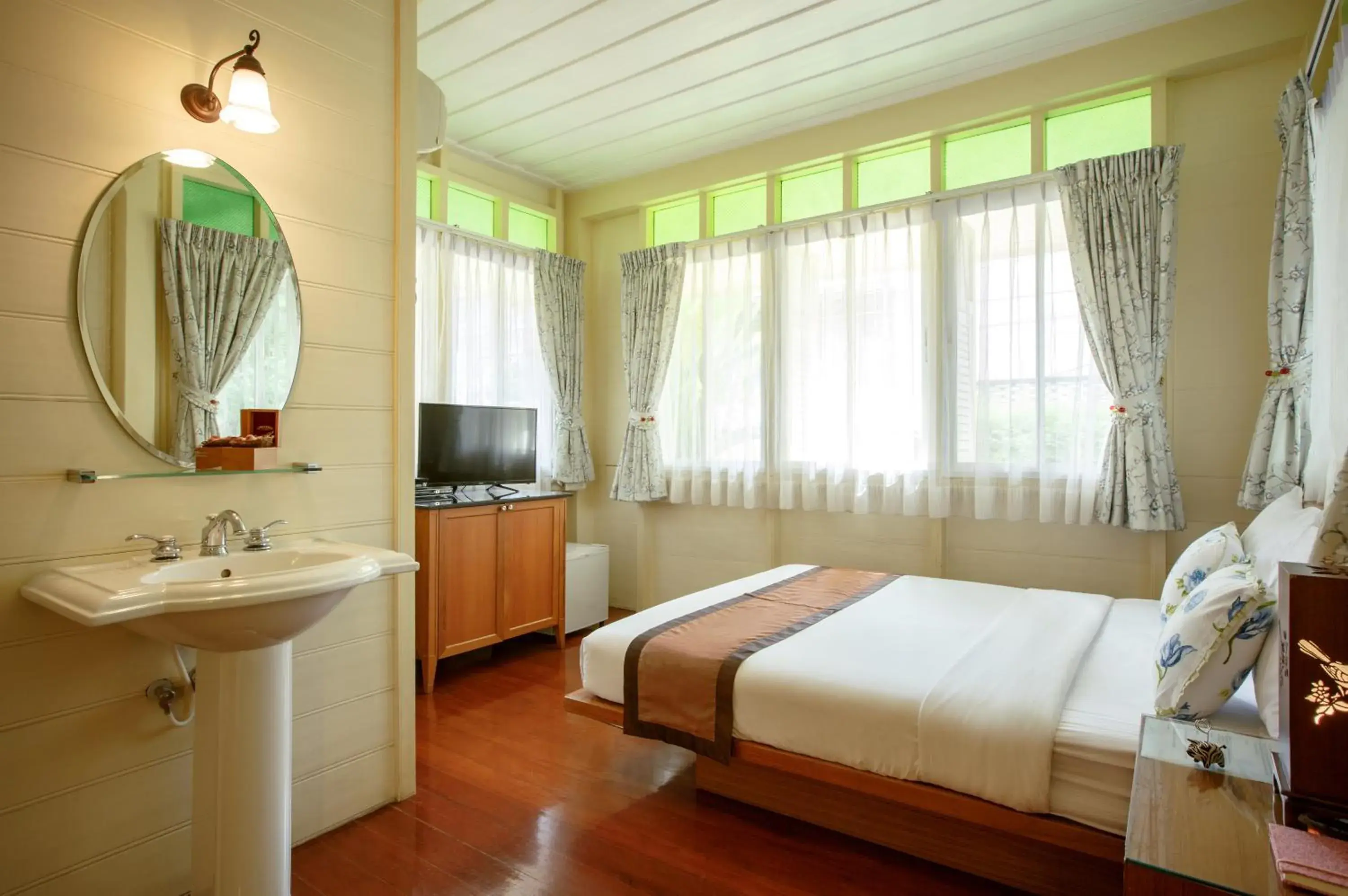 Bedroom in Baan Dinso