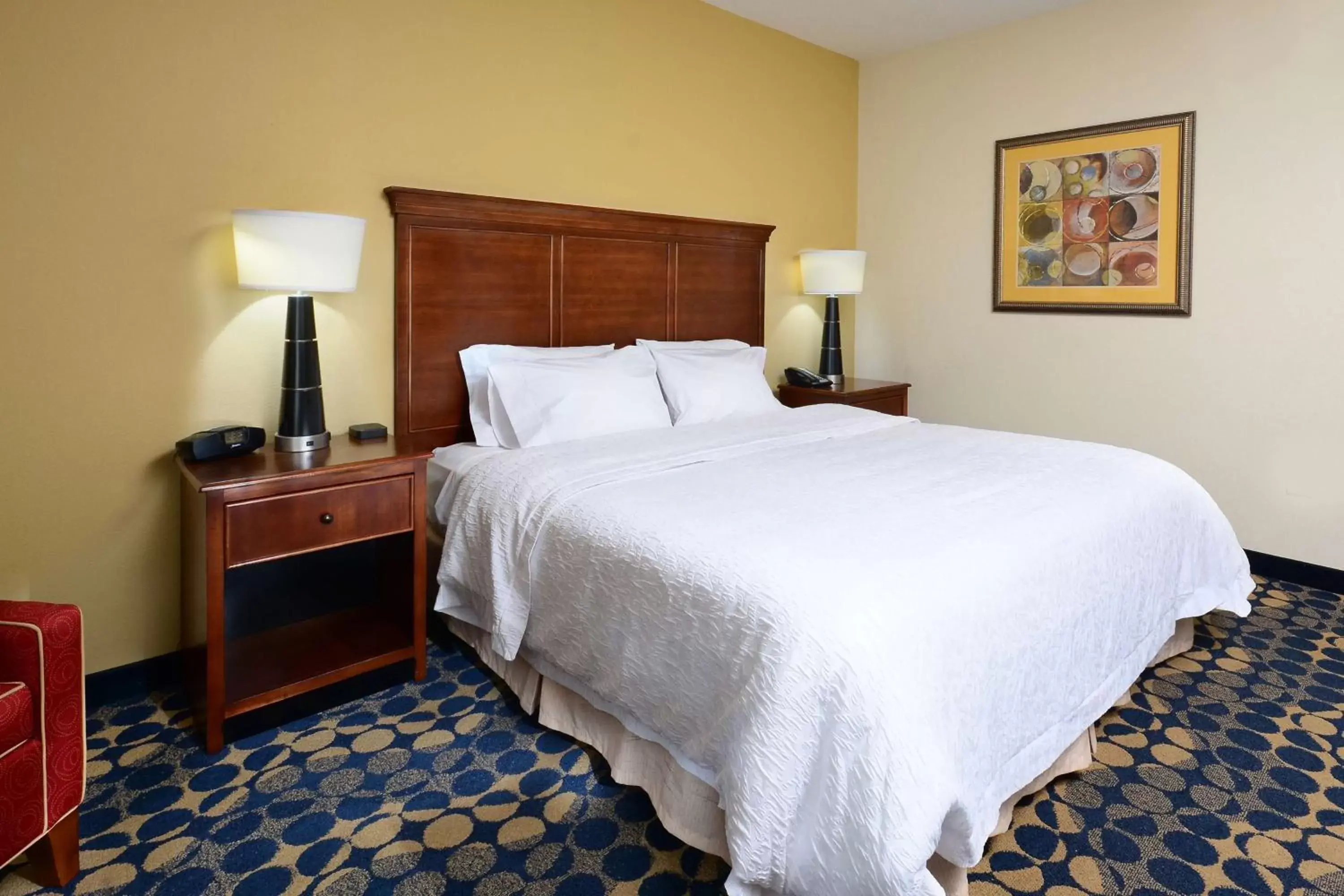 Bed in Hampton Inn & Suites Durham North I-85