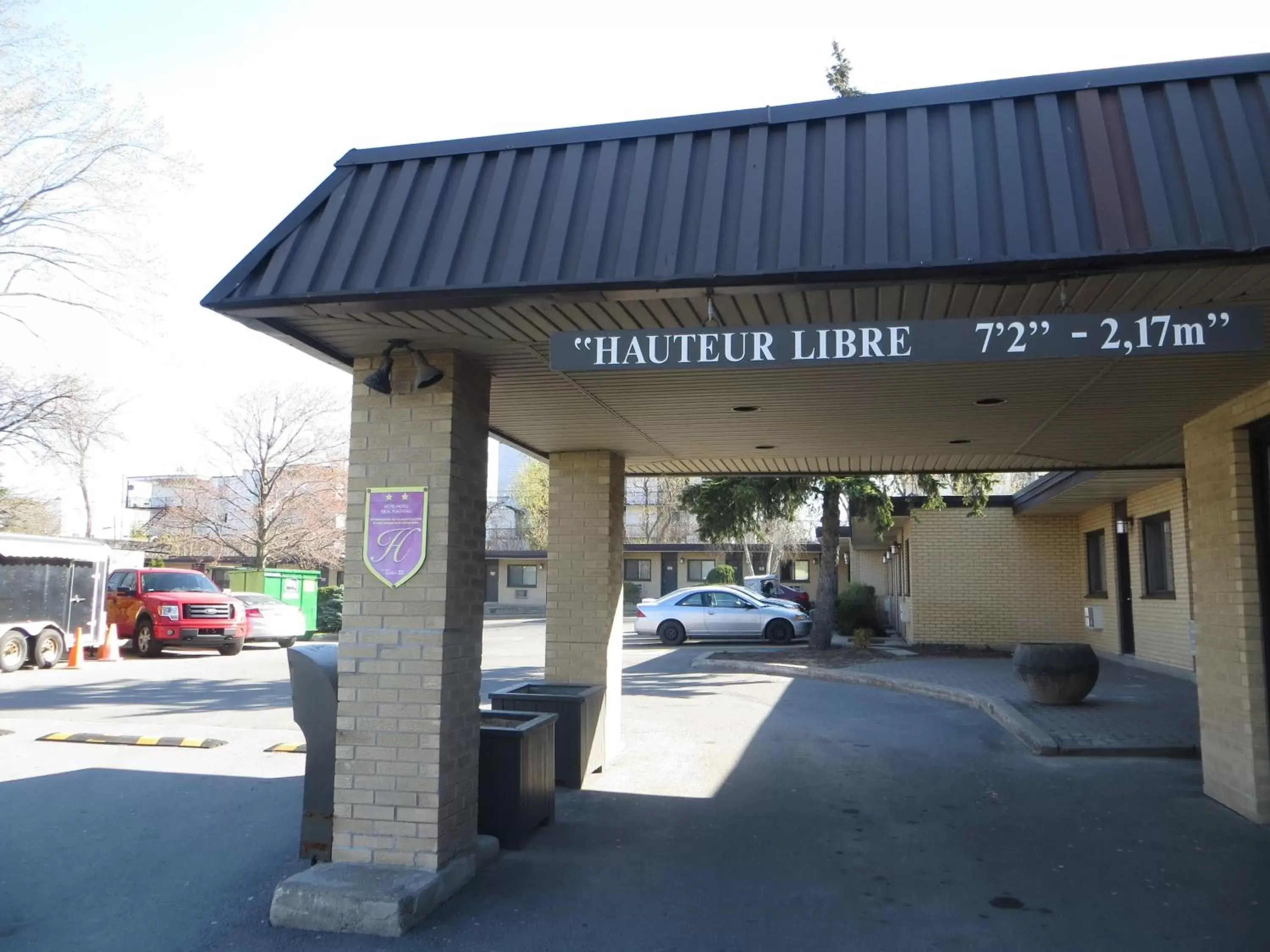 Facade/entrance in Hôtel Ô Laval