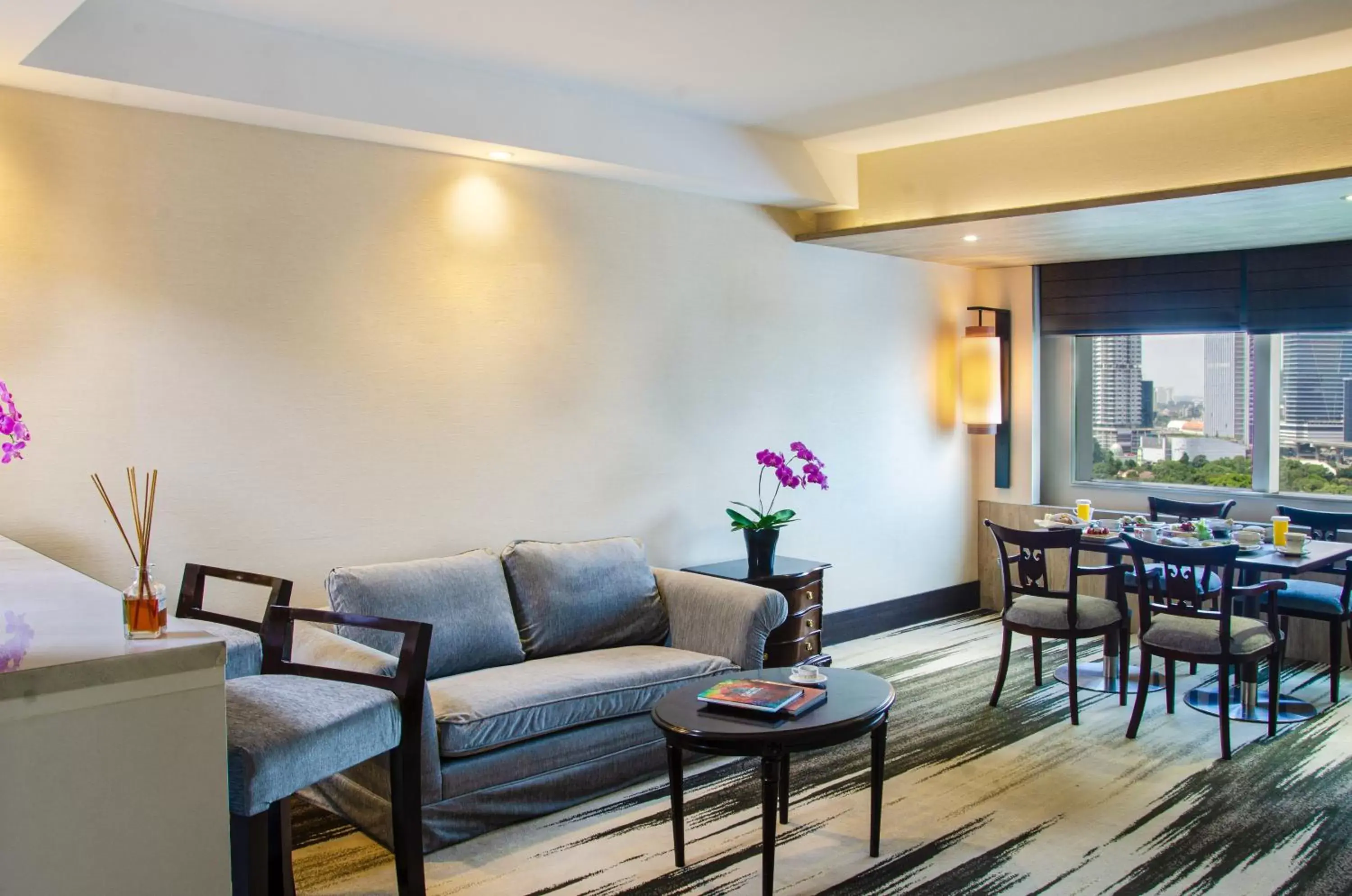 Living room, Seating Area in Gran Melia Jakarta