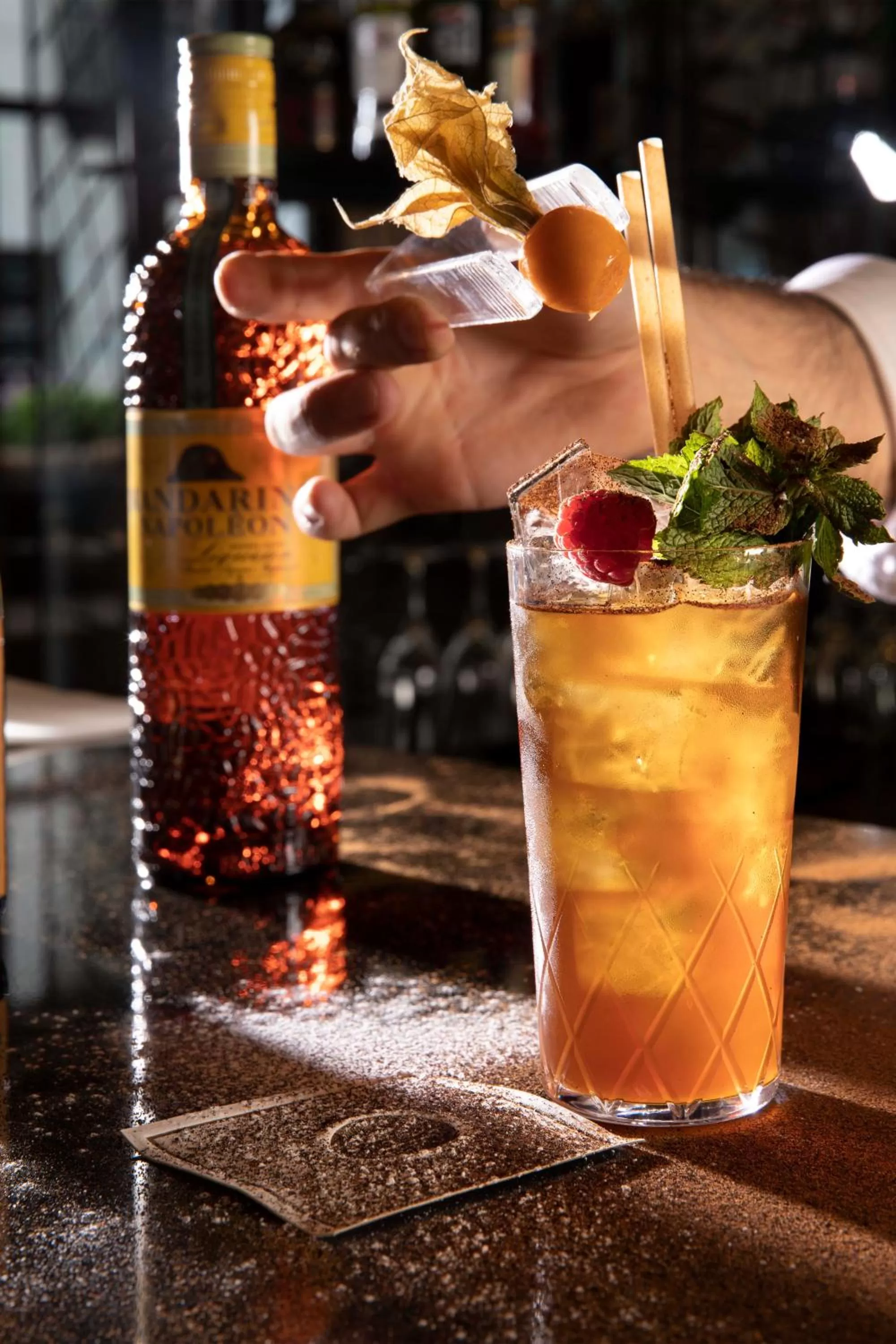 Restaurant/places to eat in Hotel Maison FL