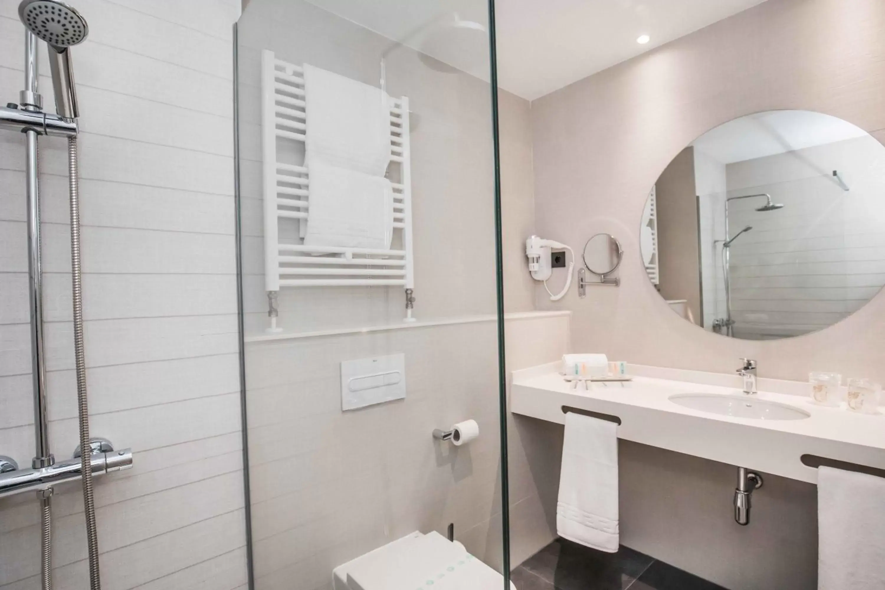 Bathroom in Hotel Ciudad de Ávila