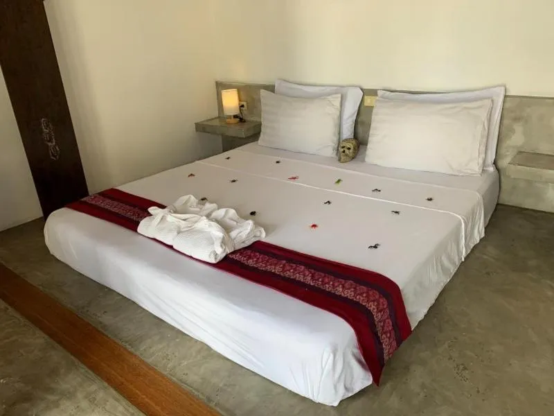 Bed in ELEMENT BOUTIQUE HOTEL