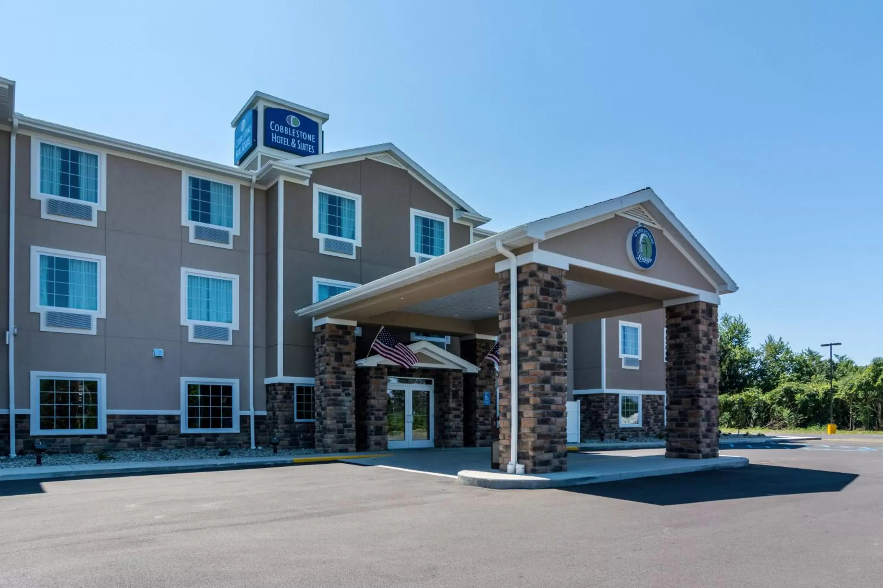 Property building in Cobblestone Hotel & Suites - Torrington Property building in Cobblestone Hotel & Suites - Torrington