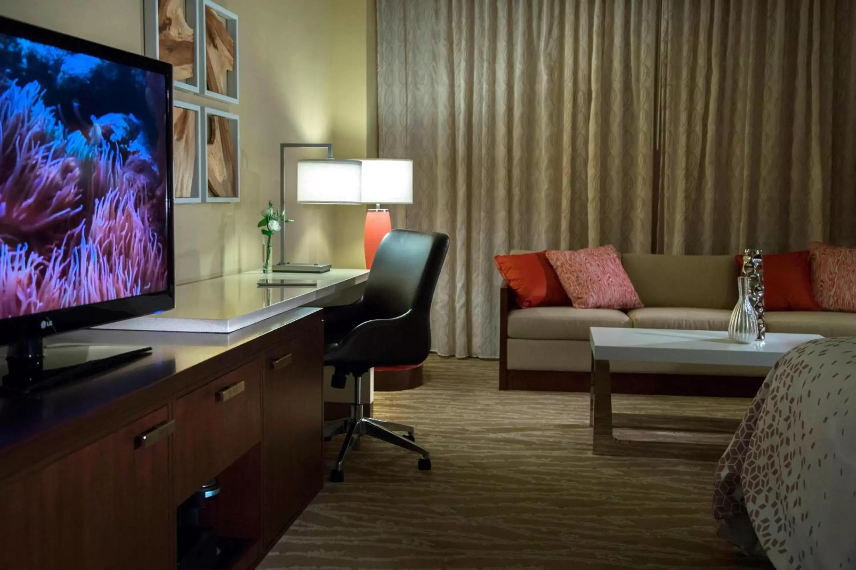 Photo of the whole room, TV/Entertainment Center in Renaissance Orlando at SeaWorld®