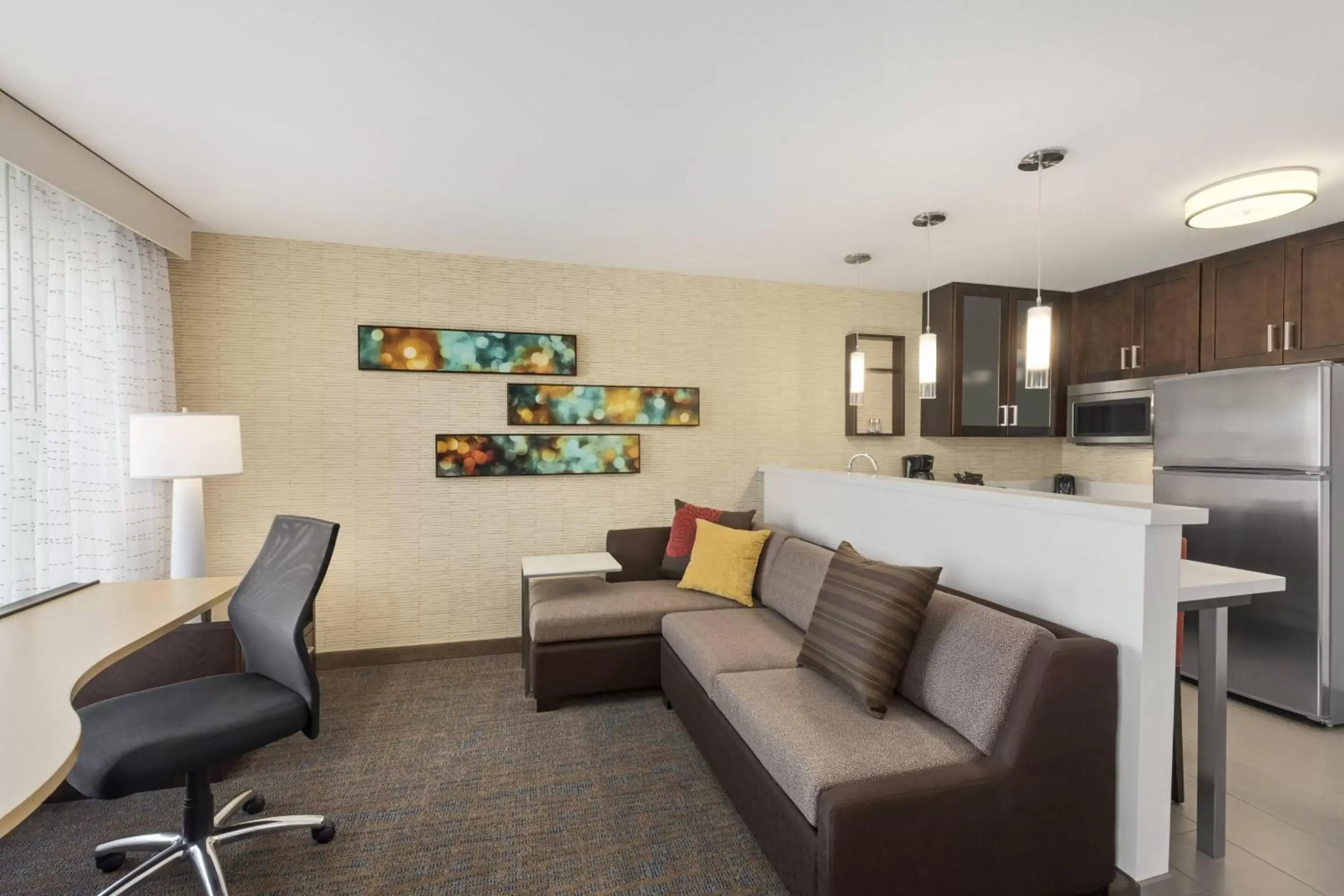 Bedroom, Seating Area in Residence Inn by Marriott St. Paul Woodbury