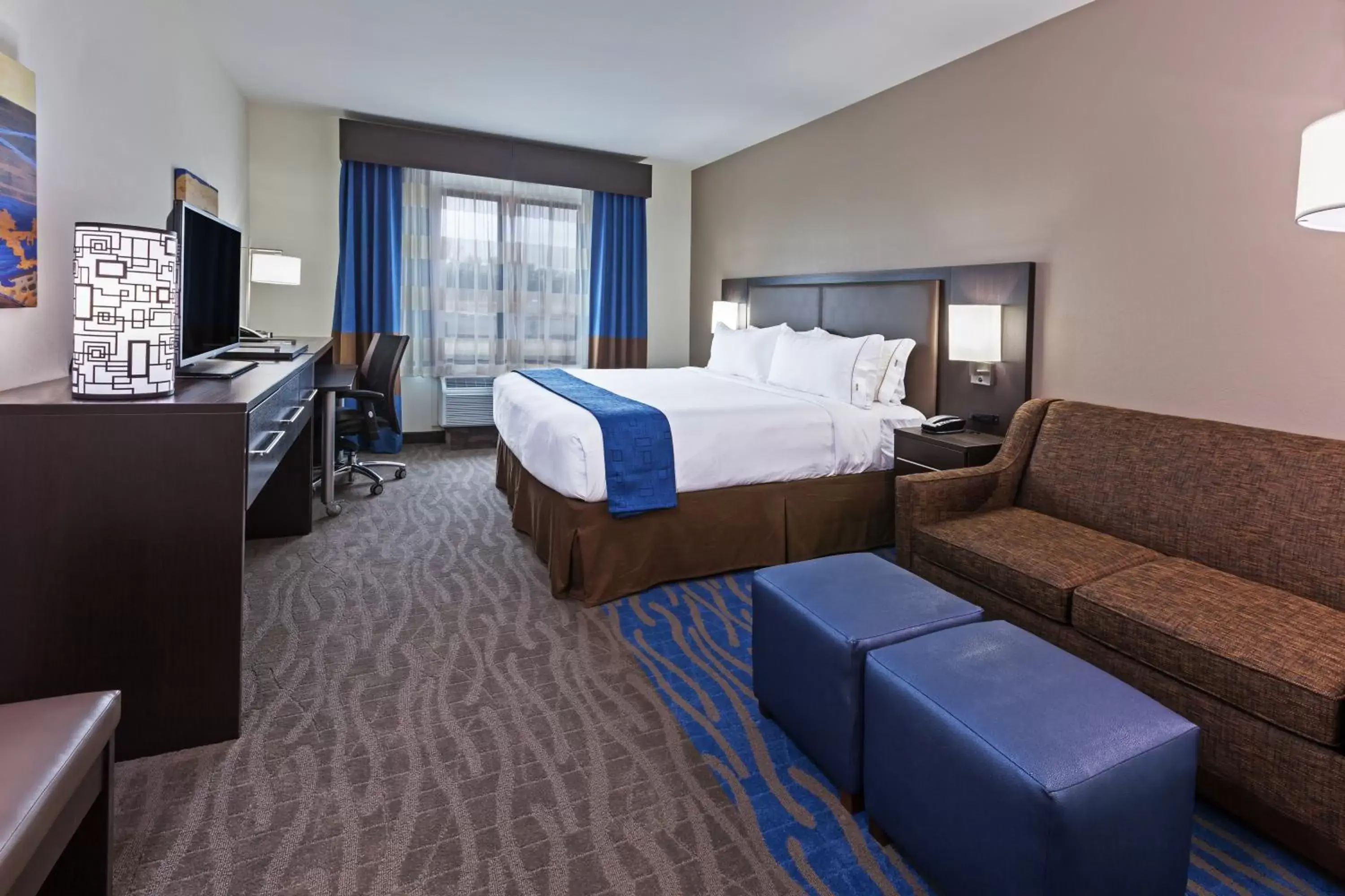 Photo of the whole room in Holiday Inn Express & Suites Glenpool, an IHG Hotel