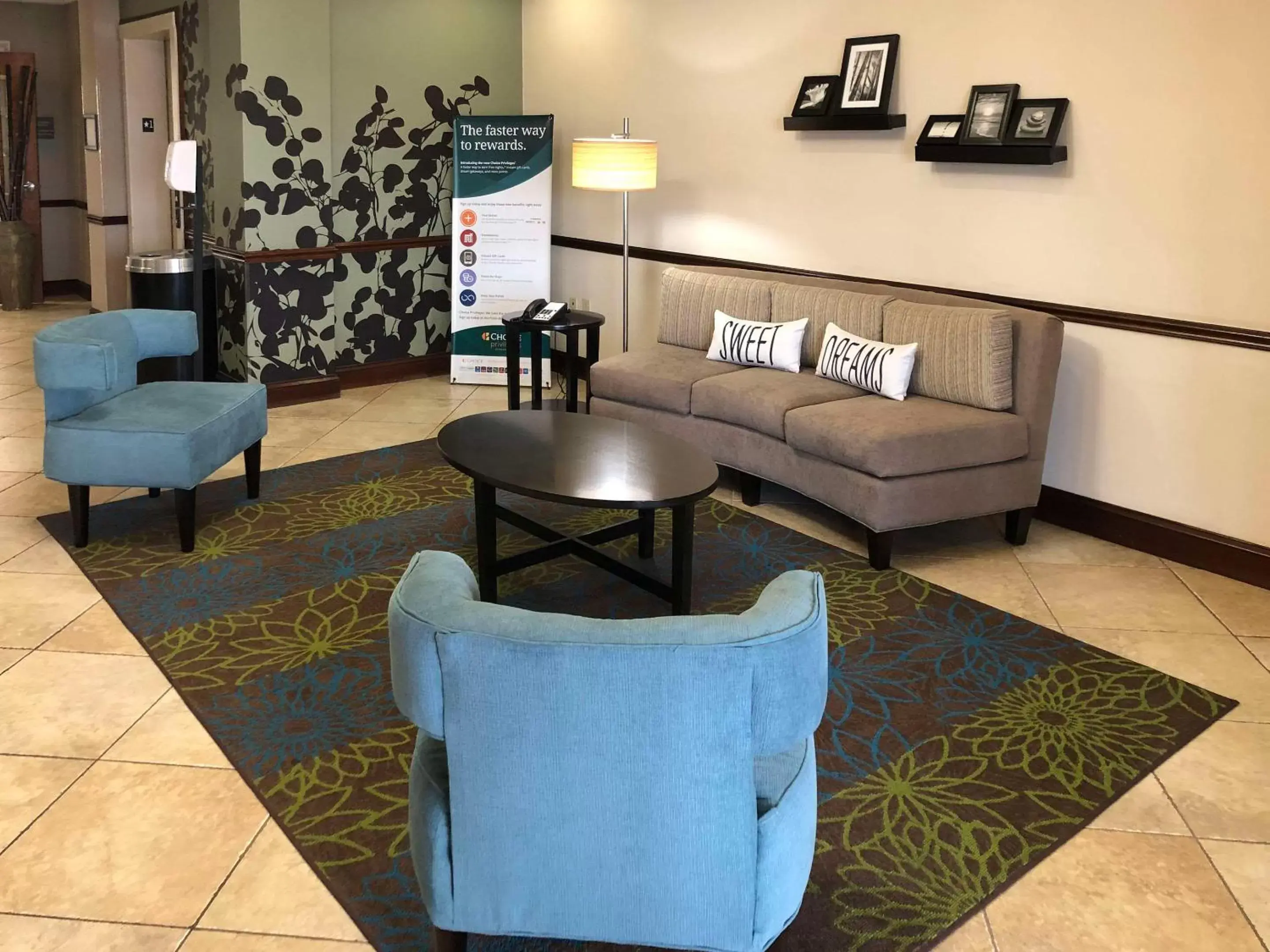 Lobby or reception, Seating Area in Sleep Inn & Suites Ruston Near University