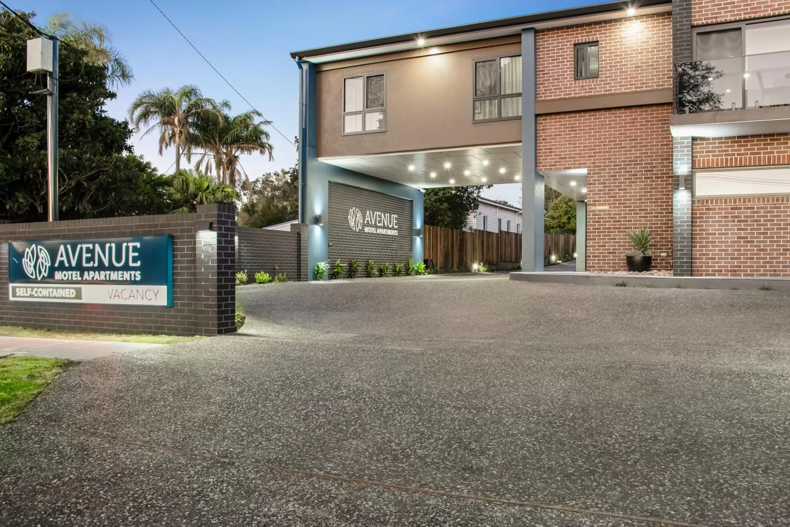 Property Building in AVENUE MOTEL APARTMENTS