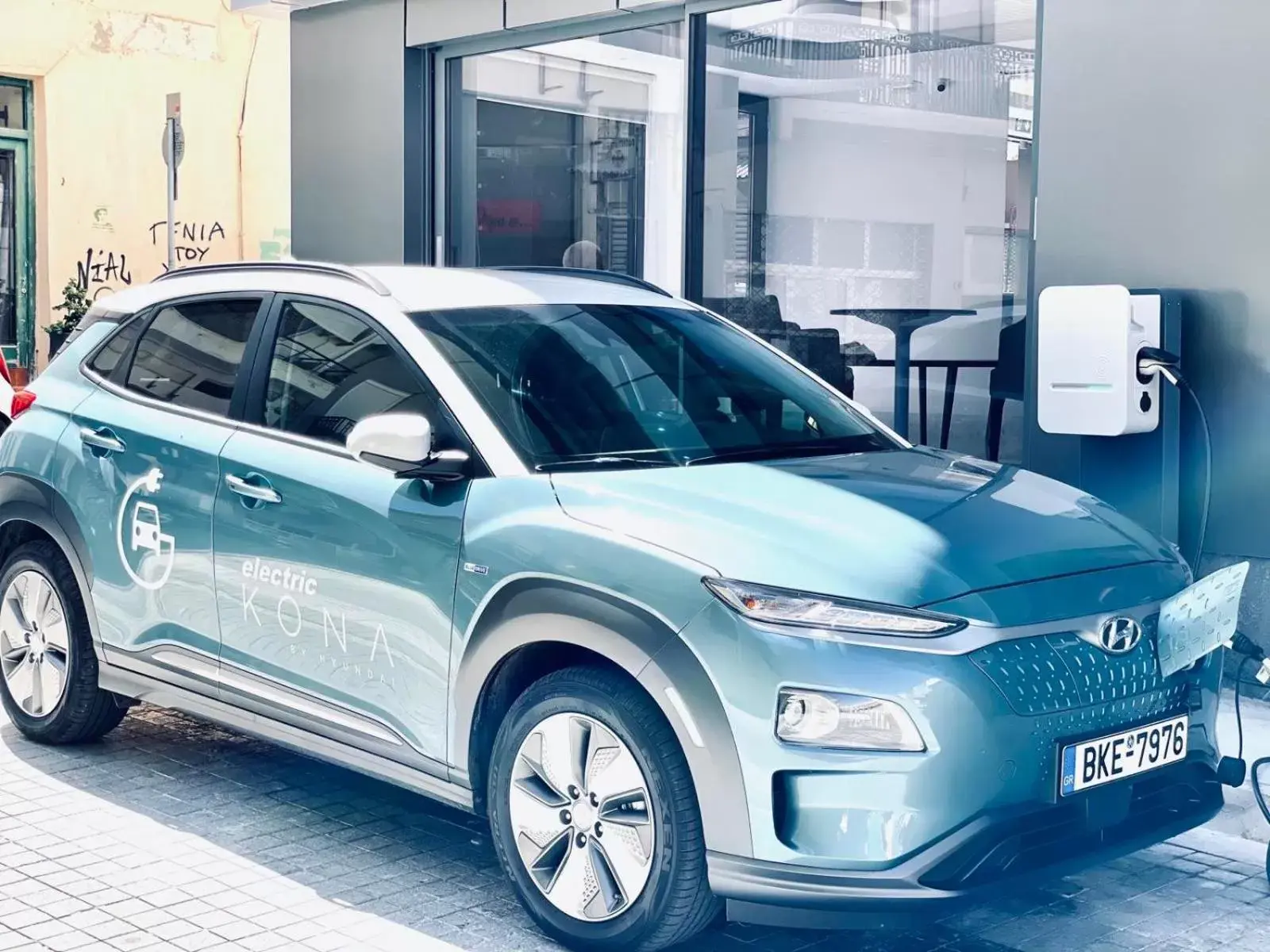 Property building in Iraklion Hotel Property building in Iraklion Hotel