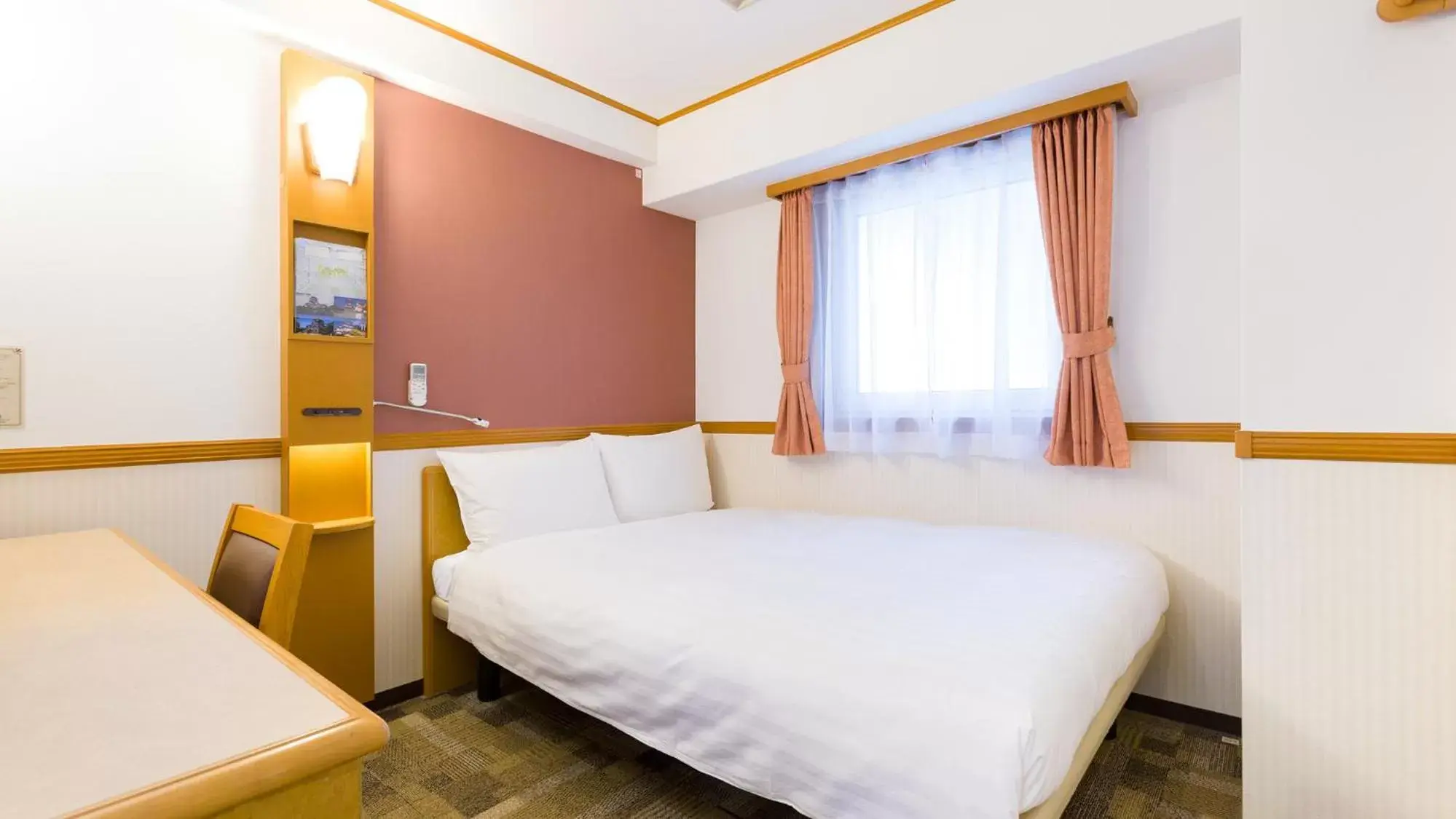 Bedroom, Bed in Toyoko Inn Hakata-eki Bus Terminal Mae