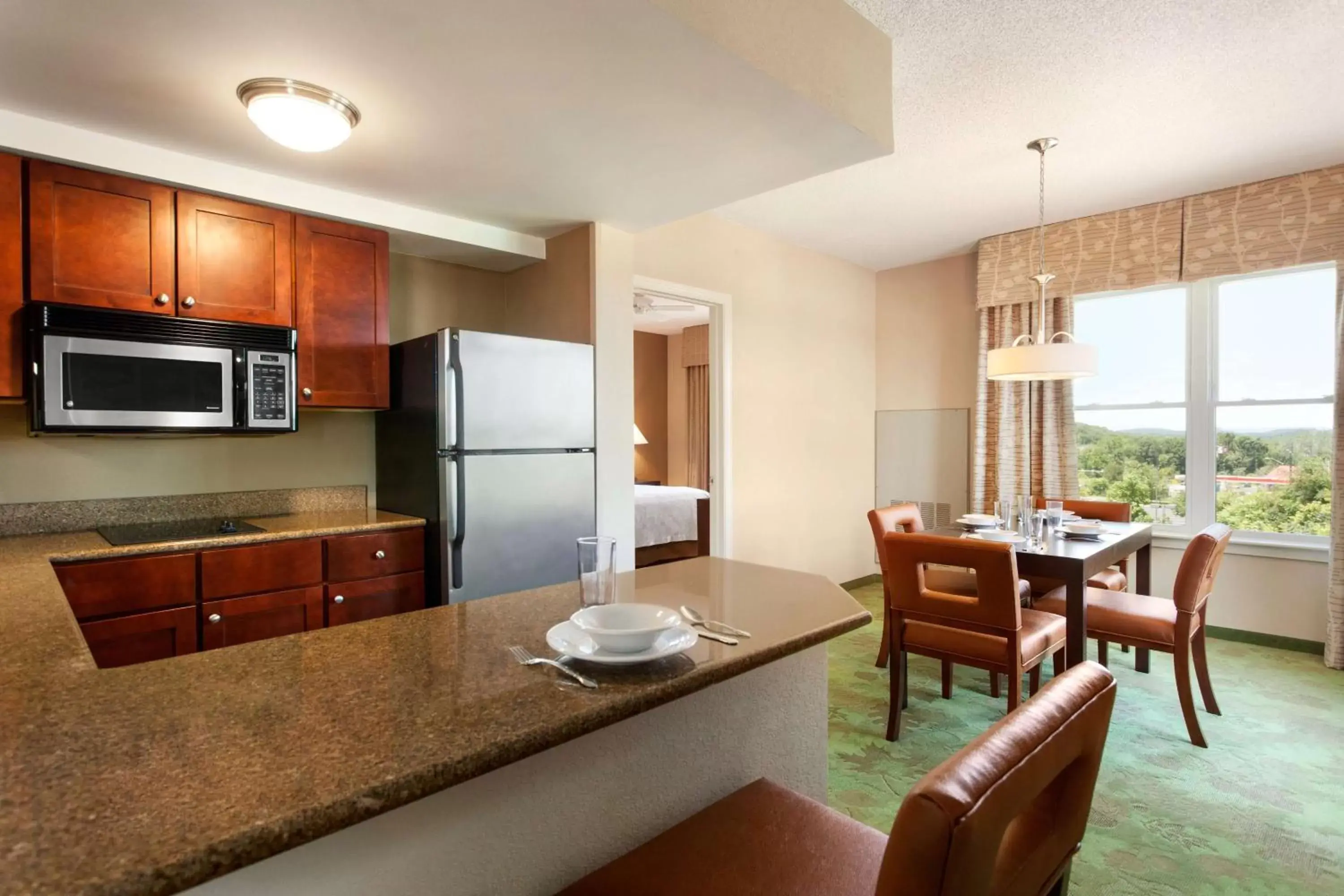 Bed, Kitchen/Kitchenette in Homewood Suites by Hilton Reading-Wyomissing