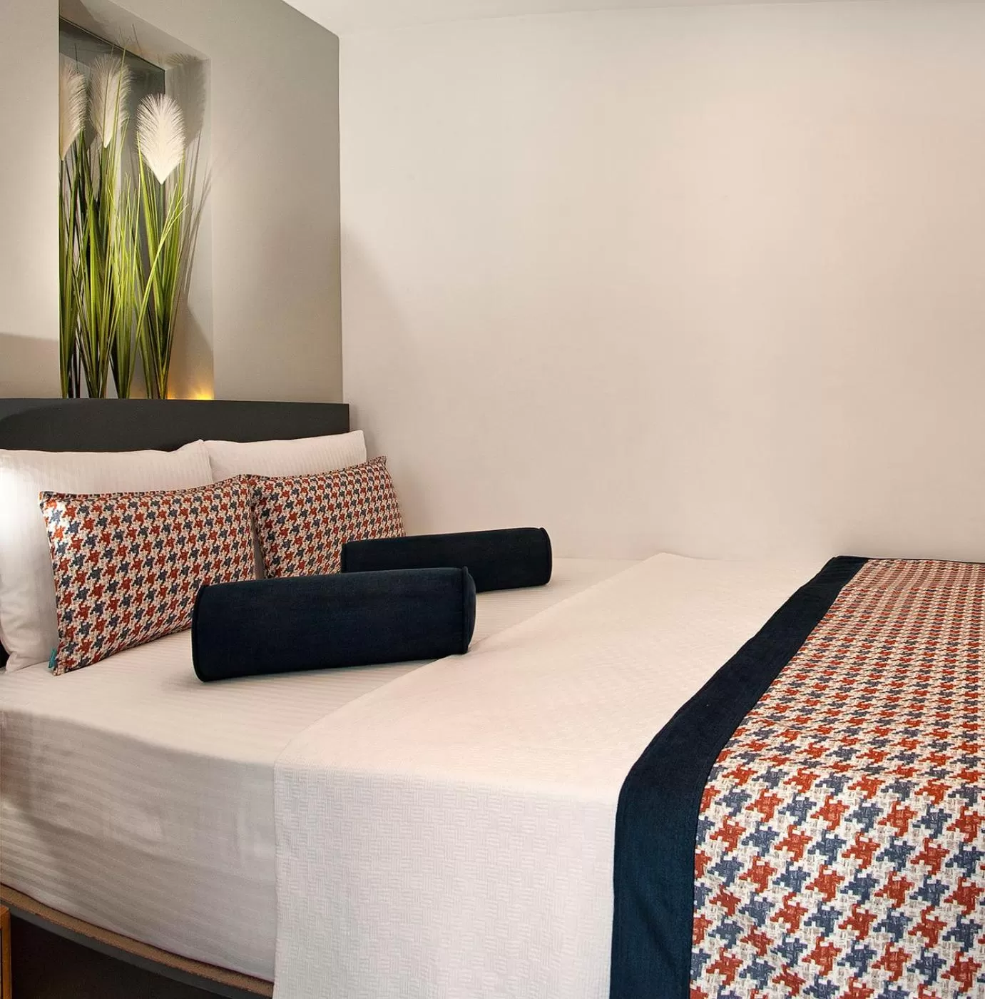 Massage, Bed in Last Vita