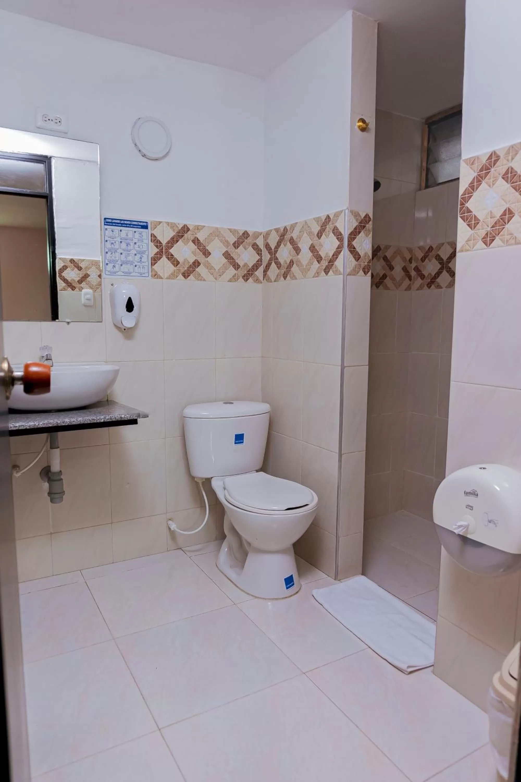 Bathroom in HOTEL SOL INN SANTA Marta