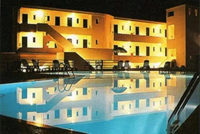 Swimming pool, Property Building in Santa Marina Hotel