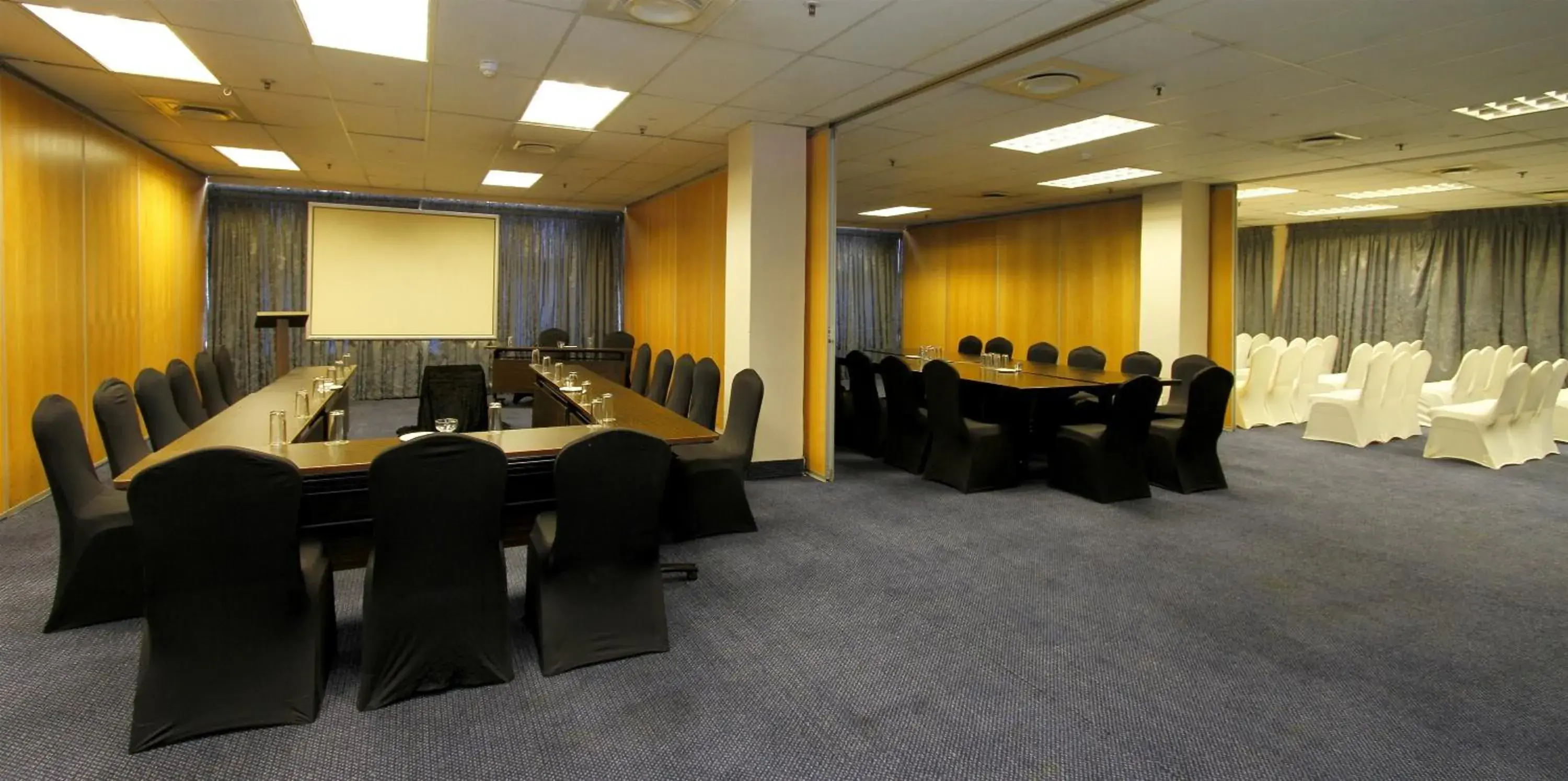 Banquet/Function facilities in Coastlands Durban Self Catering Holiday Apartments