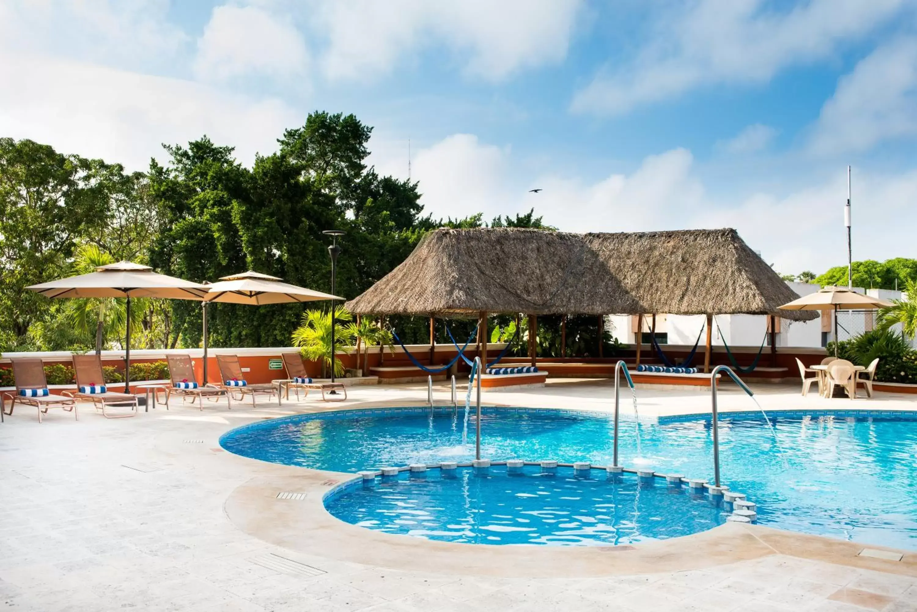 Swimming Pool in Holiday Inn Merida, an IHG Hotel