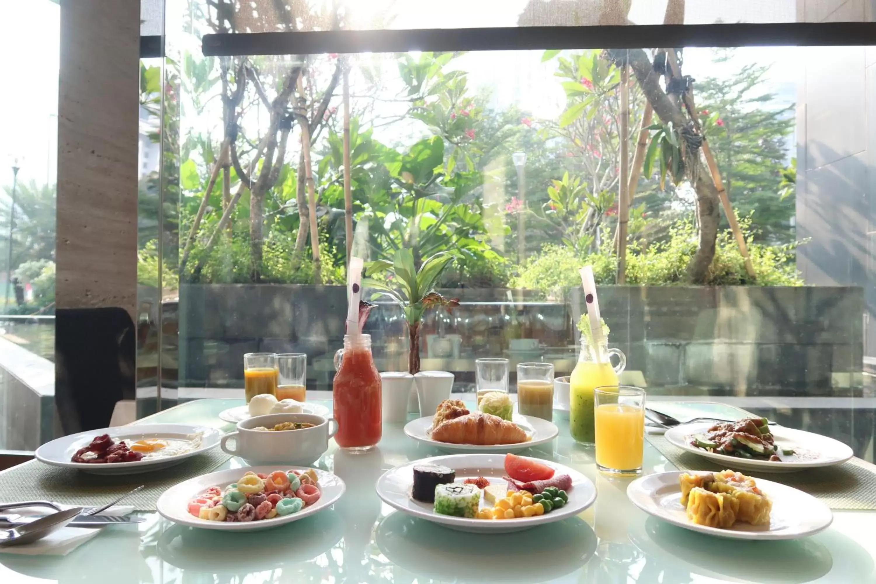Breakfast in Grand Mercure Jakarta Kemayoran Breakfast in Grand Mercure Jakarta Kemayoran
