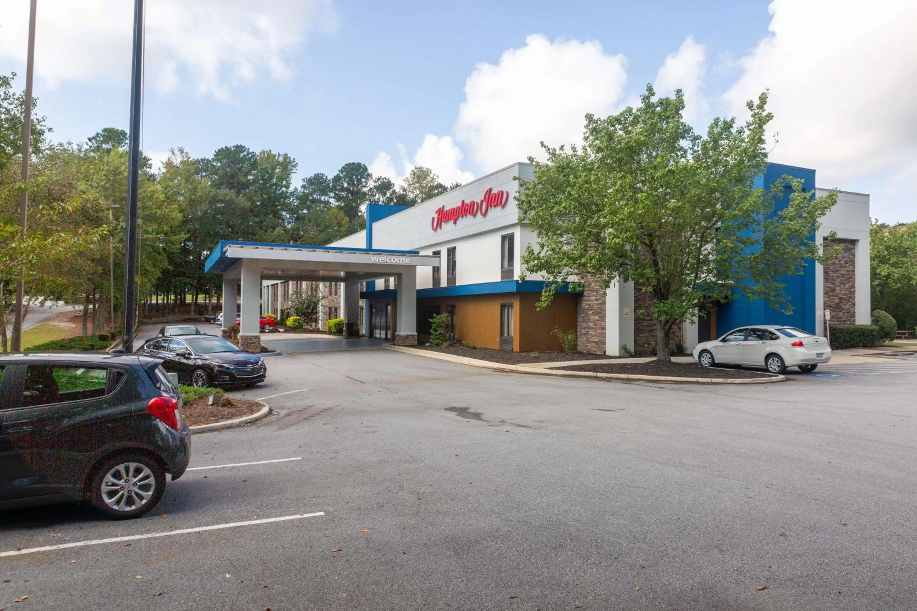 Property building in Hampton Inn Atlanta/Peachtree City