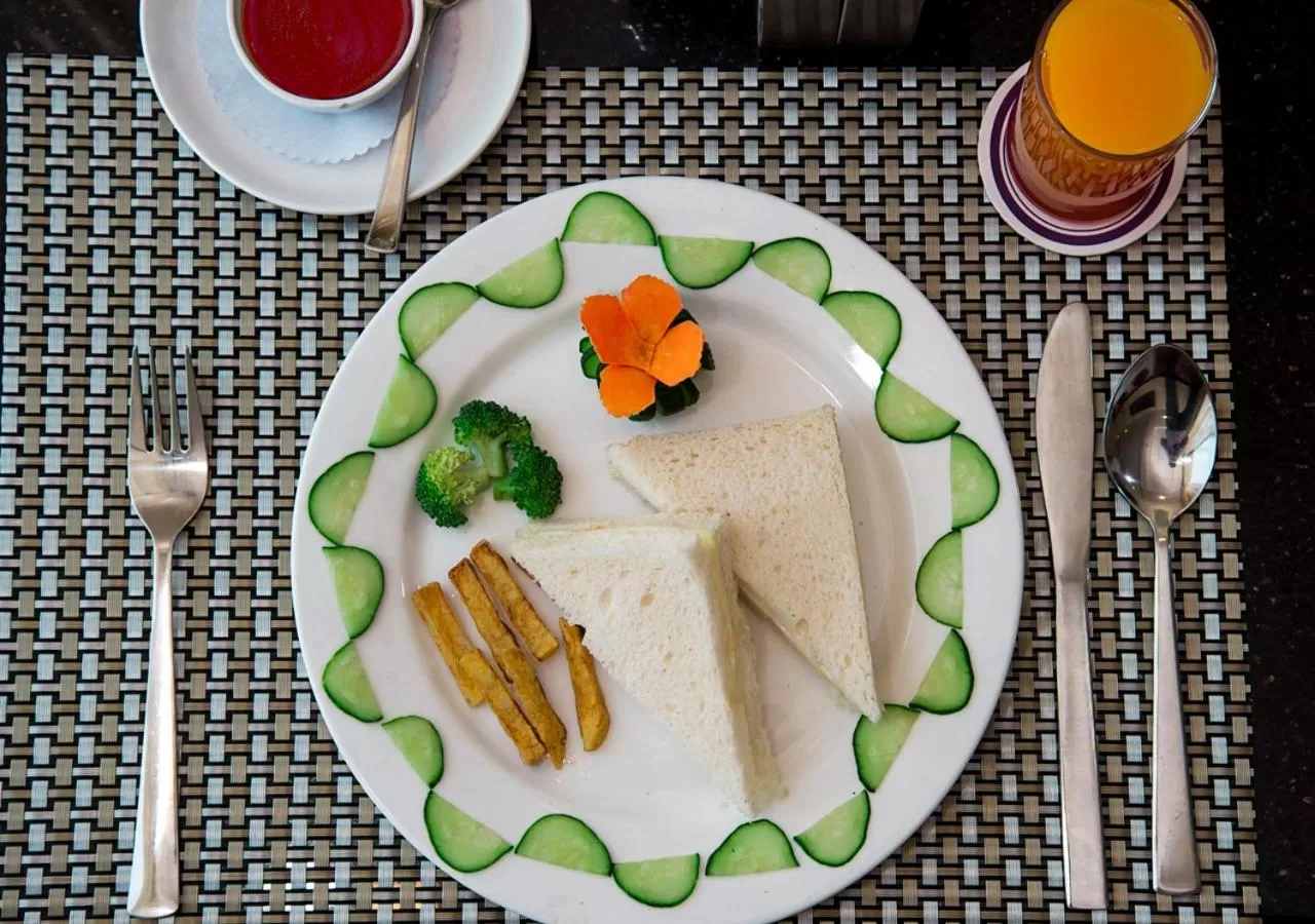 Continental breakfast in Clarks Inn Suites Katra