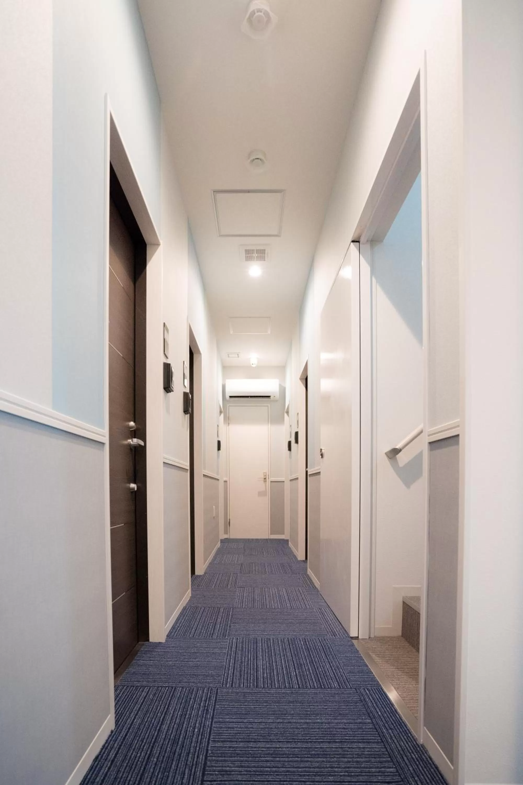 Property building in GLOU Higashi Shinjuku