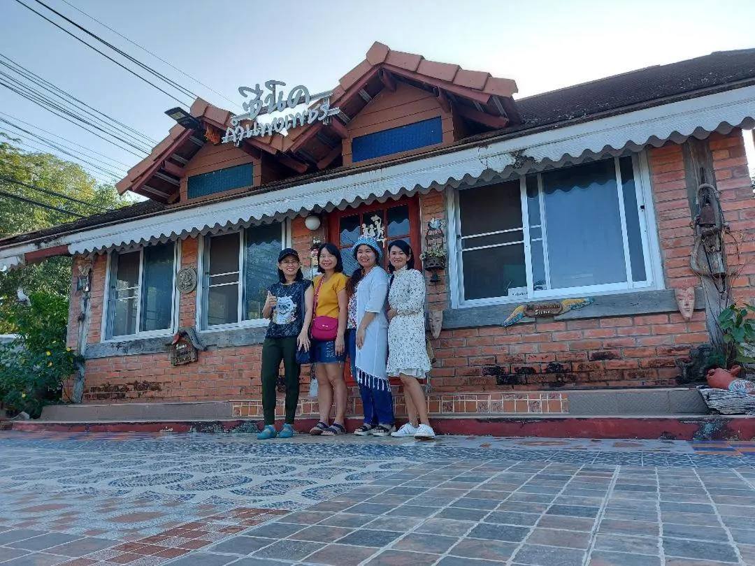 Scenic Riverside Resort