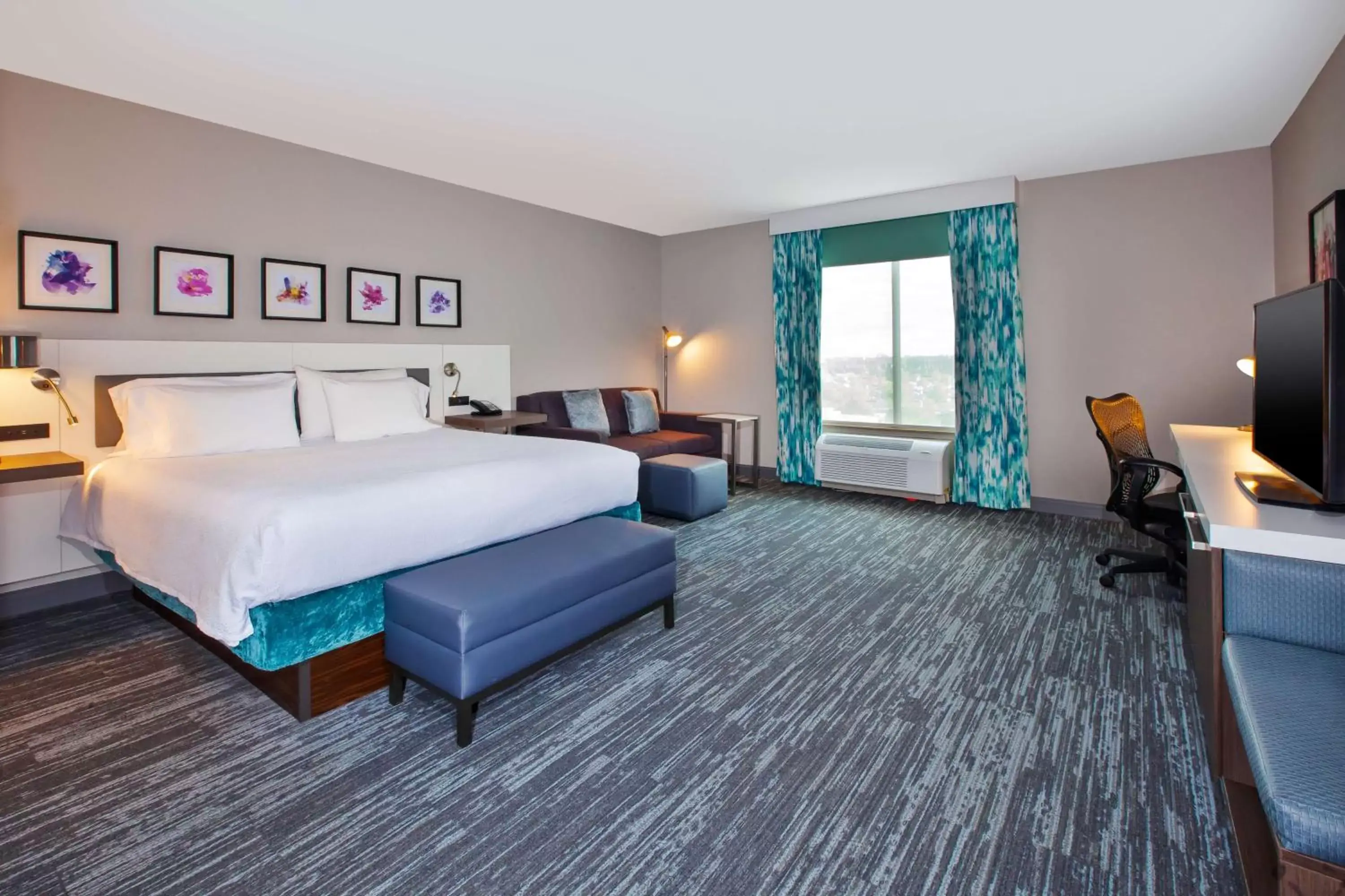 Bed in Hilton Garden Inn Dayton/ Beavercreek