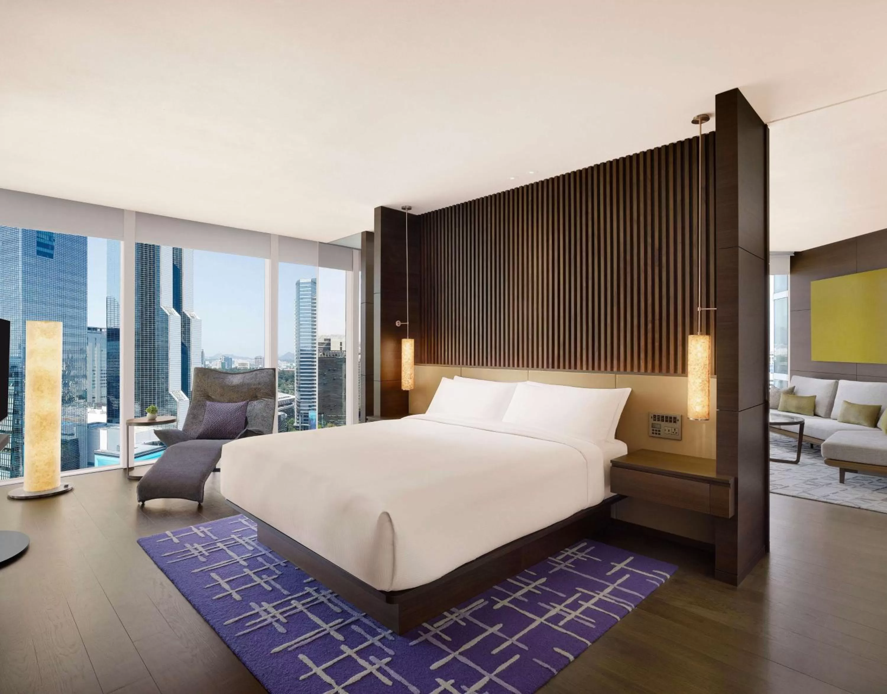 Photo of the whole room, Bed in Park Hyatt Seoul
