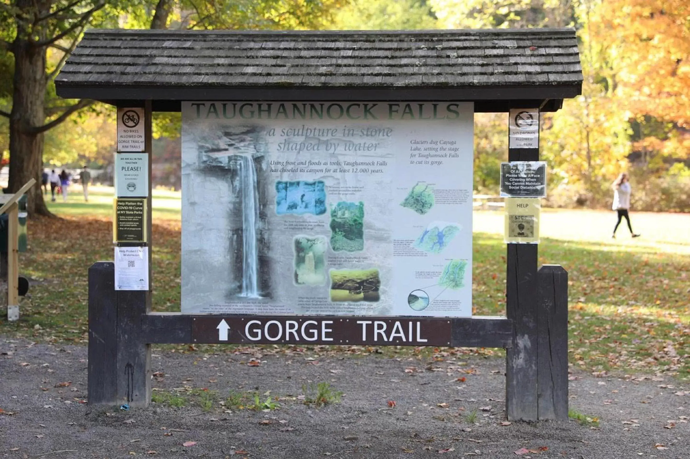 Hiking, Property Logo/Sign in Inn at Taughannock Falls